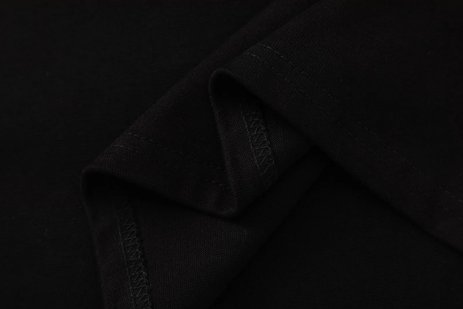 8047#P160, AMIRI hot diamond loose version short-sleeved T-shirt, made of 300 grams of fabric. Color: Black, Size: S M L XL