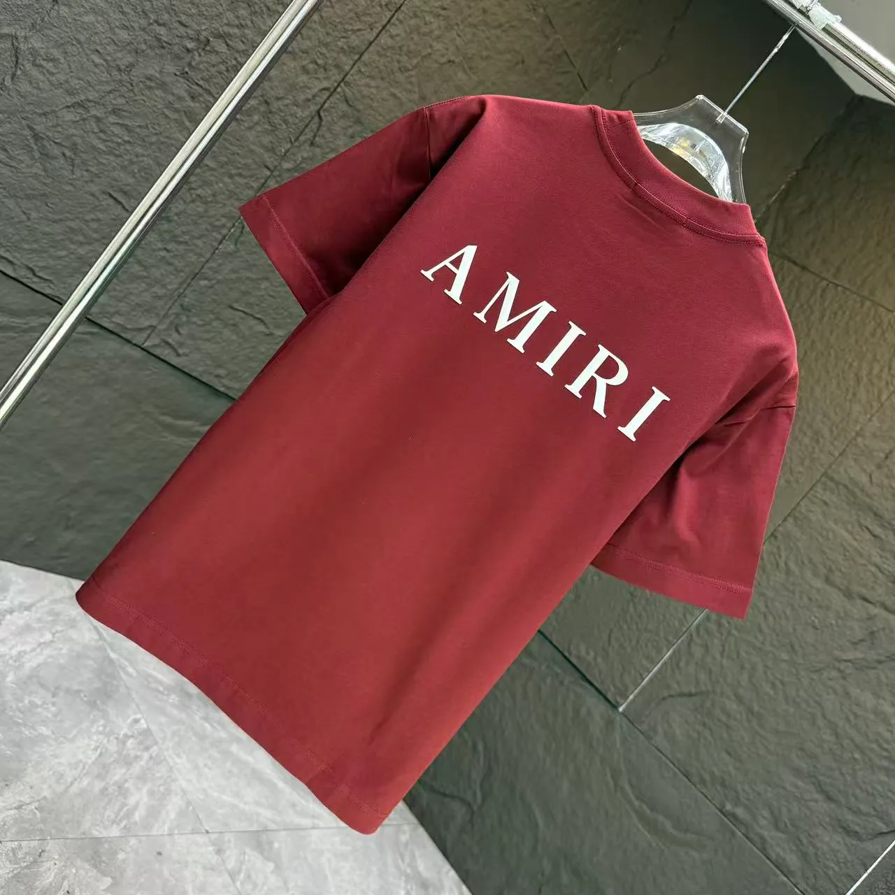 P150 AMIRI* 2025 autumn and winter new short-sleeved T-shirt Customized pure cotton letter logo three-dimensional foam Color: black white clever color dark red Size: S M L XL XXL