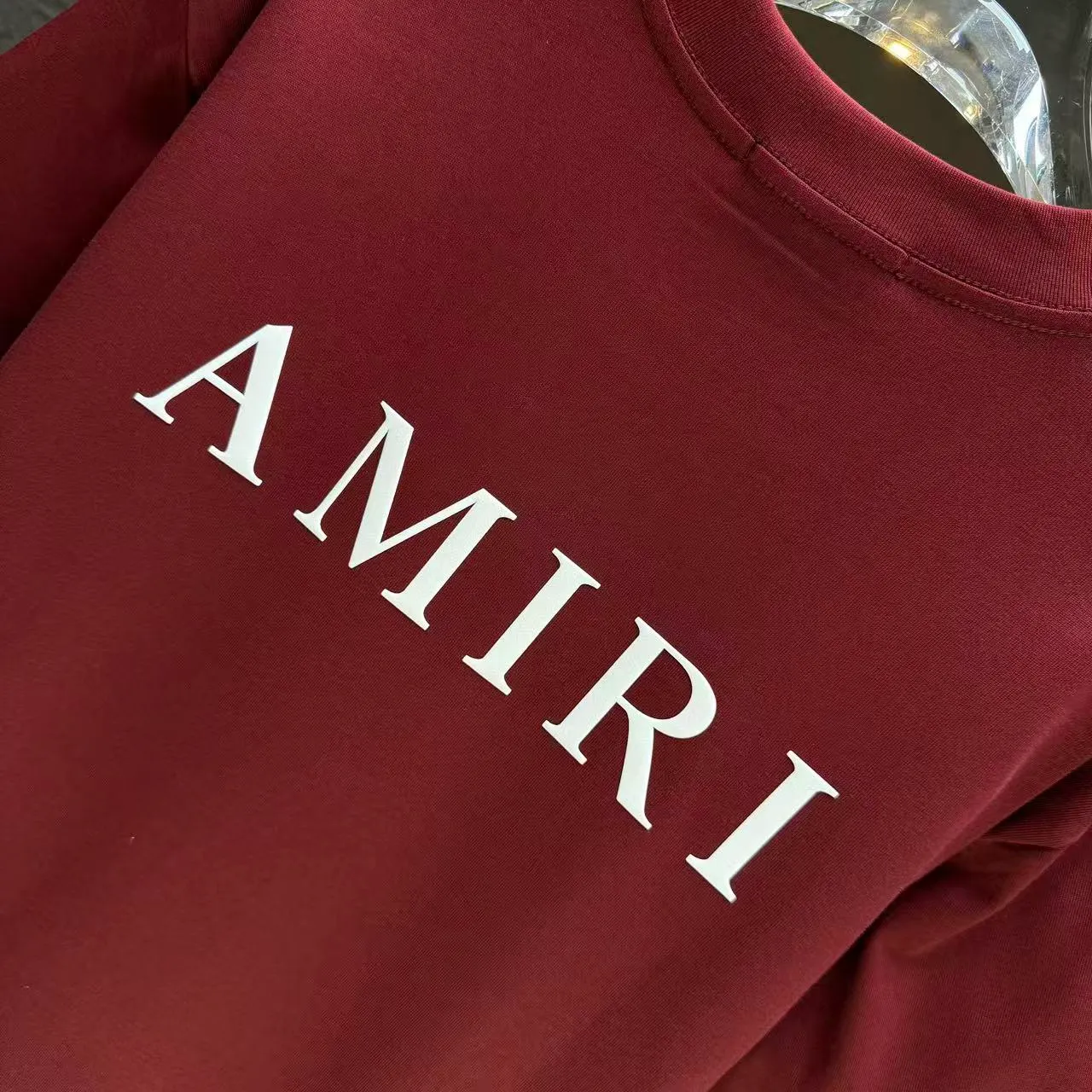P150 AMIRI* 2025 autumn and winter new short-sleeved T-shirt Customized pure cotton letter logo three-dimensional foam Color: black white clever color dark red Size: S M L XL XXL