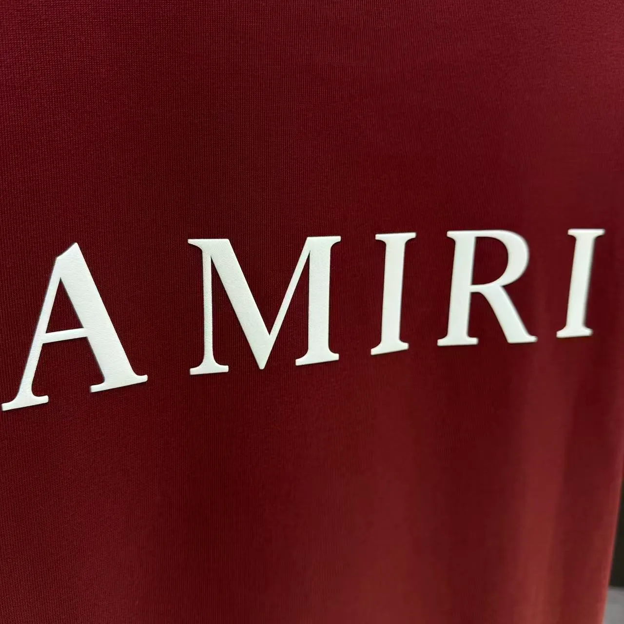 P150 AMIRI* 2025 autumn and winter new short-sleeved T-shirt Customized pure cotton letter logo three-dimensional foam Color: black white clever color dark red Size: S M L XL XXL