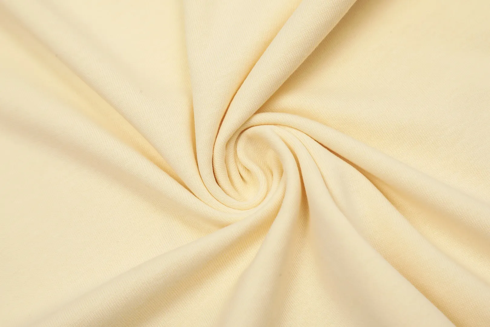 Ami Amy 2024ss autumn classic small embroidered love short sleeves ✅240G Xinjiang long-staple cotton top double yarn, shrinkage rate controlled at 2%, export-grade solid color quality, truly not easy to deform, shrink, and not fade ✅Maximum size can be worn 230 pounds, no pressure to export to Europe and the United States, size S-XL Color: 7 colors, white, black, gray, sky blue, navy, sapphire blue, dark green, coffee, brown, apricot Egg yolk, wine red, meat powder, taro purple
