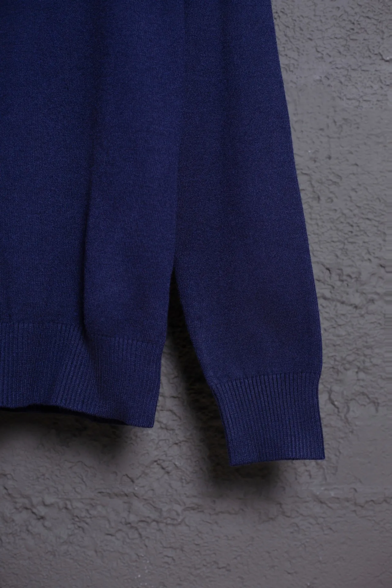 P176 Style No.: MQ803 AMI Classic Little Love Series Embroidered Cardigan Sweater Highest Version Supports Comparison Color: Royal Blue, Size: S-XL