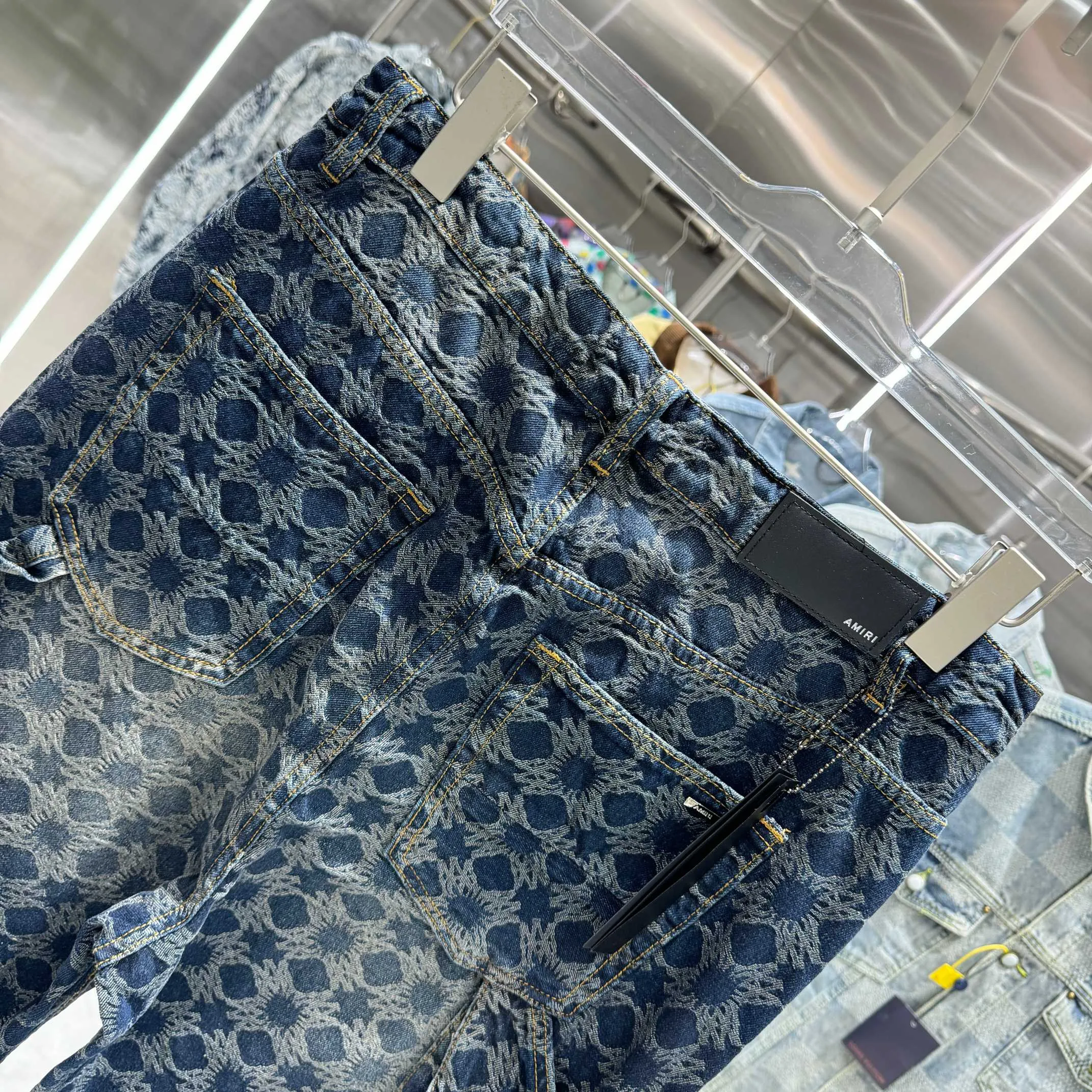 P300 Amiri full-print LOGO jacquard workwear street fashion loose straight jeans Color Picture Color Code Number 30 32 34 36 38