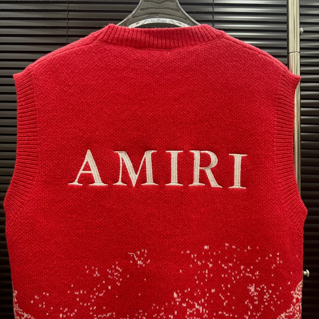P230 Style: AMIRI Emir craft jacquard vest Size: S-XXL Fabric: Wool blend Accessories: Full set of customized original accessories No gender distinction, same style for men and women