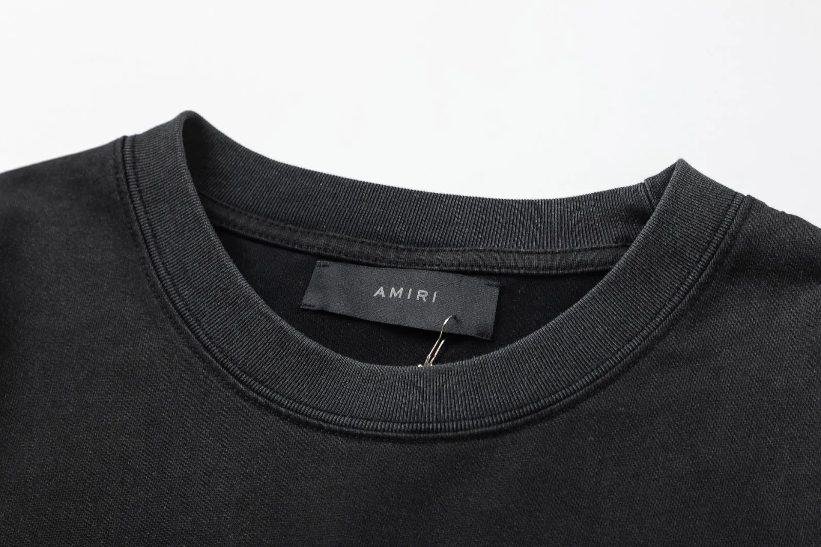 8017#P156amiri washed style with embroidered logo, made of 300g fabric, color: black. Size: S M L XL