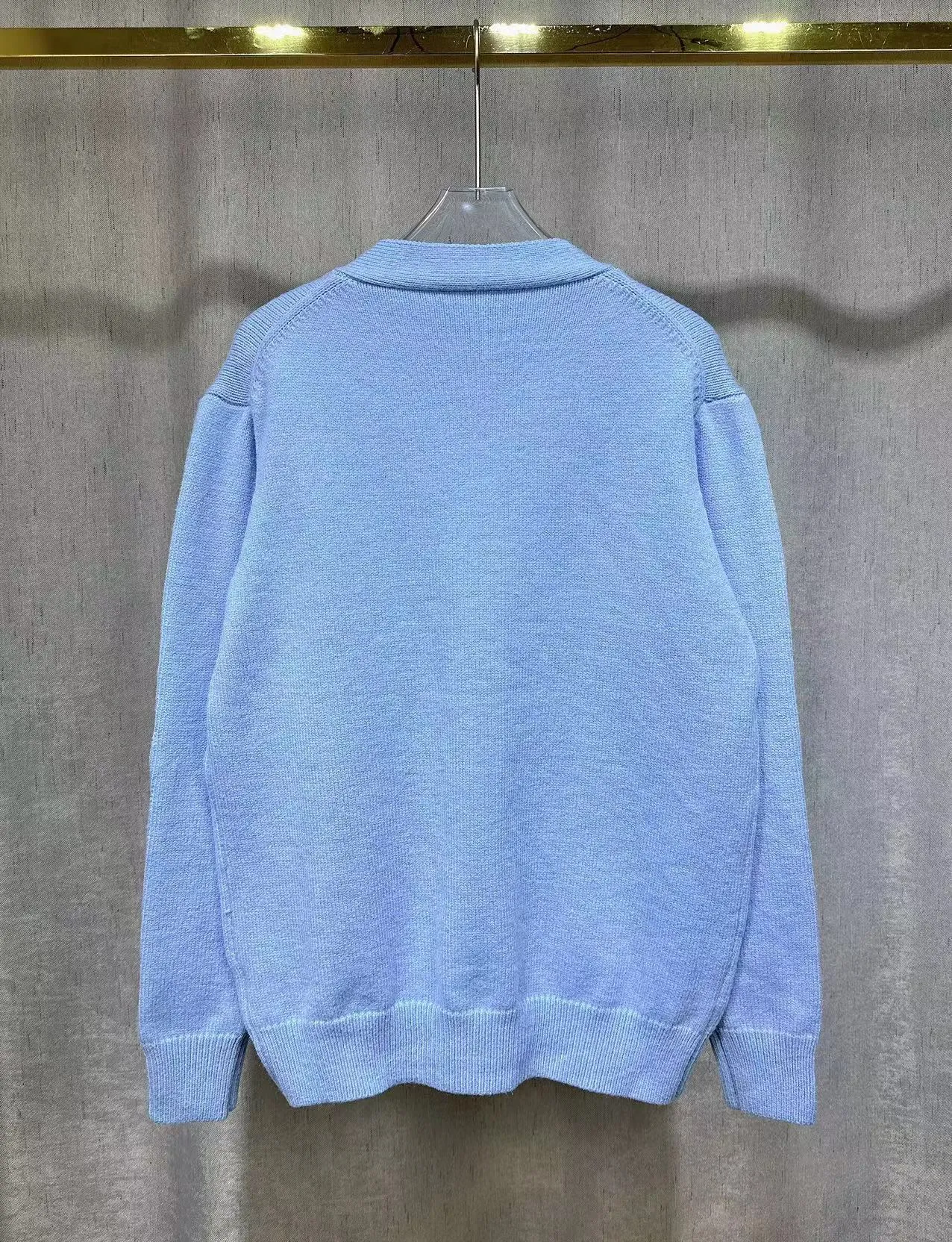 P270 🎉AMIRI new V-neck cardigan sweater, logo embroidery on the chest, 1:1 towel embroidery on the sleeves Color: apricot white, cerulean blue, black, size: S M L XL XXL