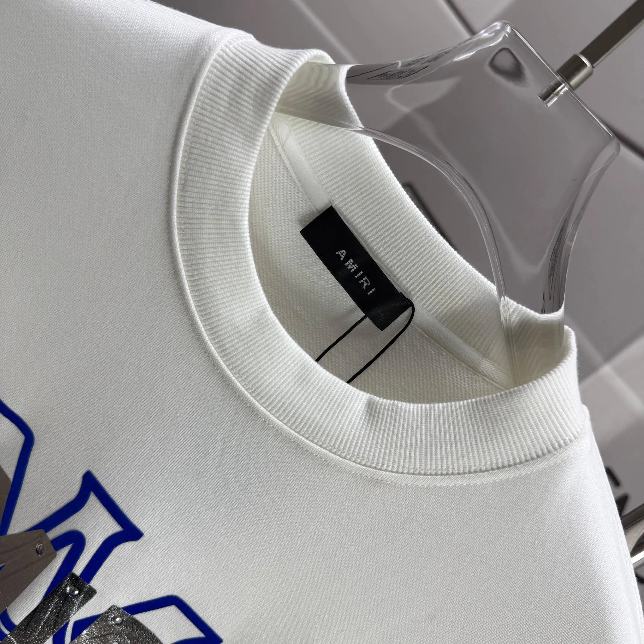 P220 Amiri* 2025 early autumn and winter new long-sleeved sweatshirt, classic letter silicone technology + three-dimensional flocking, custom terry fabric, round neck pullover, same style for men and women Color: black white Size: S (90-130 catties) M (120-150 catties) L (140-165 catties) XL (160-180 catties) XXL (180-210 pounds)