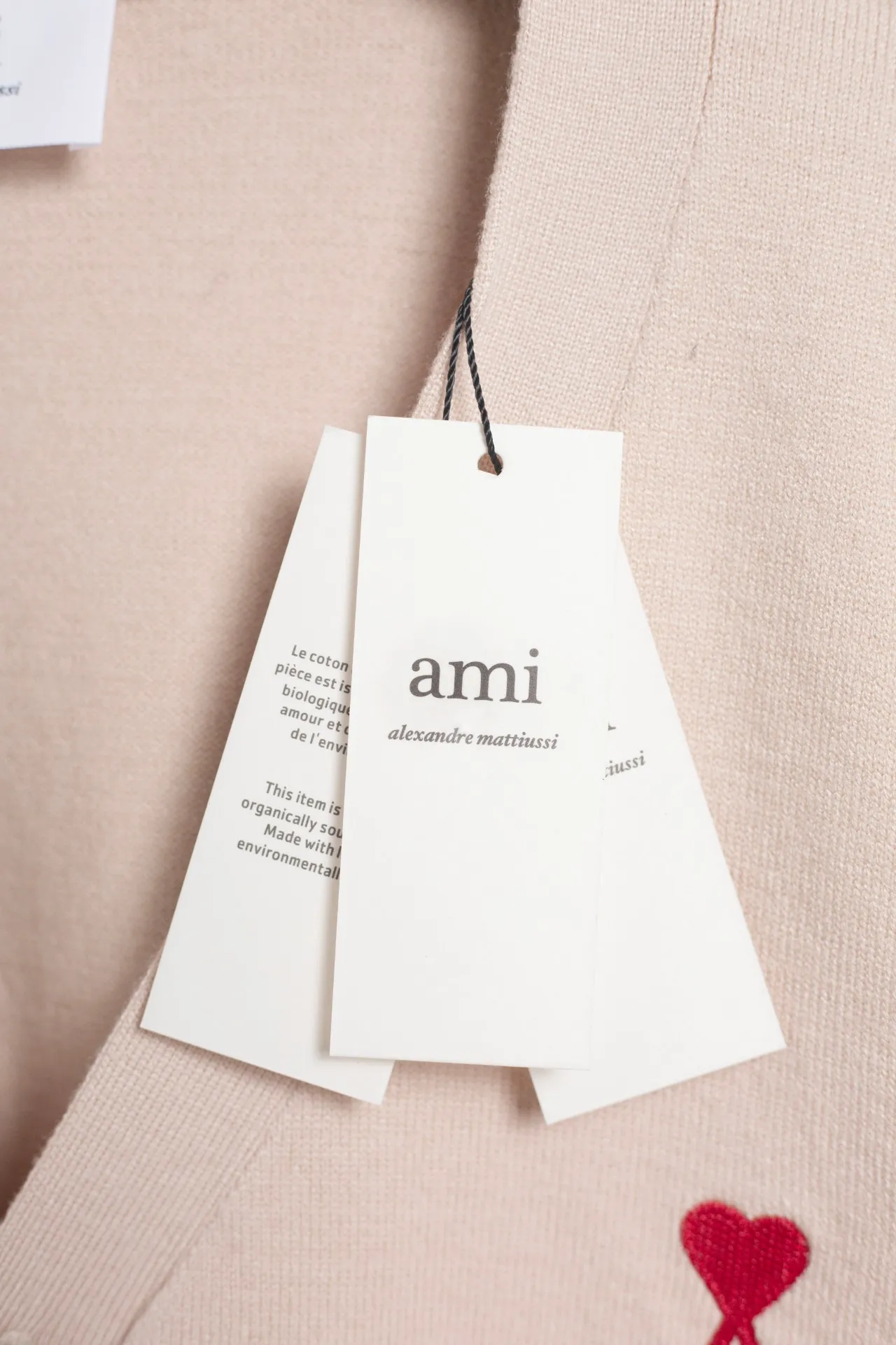 P176 Style No.: MQ803 AMI Classic Little Love Series Embroidered Cardigan Sweater Highest Version Supports Comparison Color: Khaki, Size: S-XL