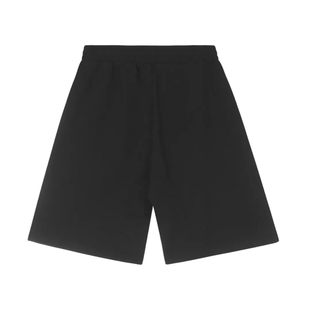 AMI/Amy Macaron Embroidered Heart Classic Shorts Put aside all the messy words and let’s go directly to the product parameters: ✅380g customized rough-feel fabric ✅Correct workmanship Every detail is 100% restored to the official website ✅Threads are made of 500g high-gram heavyweight pure cotton threads Custom-woven and dyed in the same color in the same vat No color difference with the fabric Machine washable and not easy to deform ✅No comparison and no damage Differentiating the market currency Correct workmanship details High-quality pure cotton fabric ✅The webbing is made of custom-dyed high-density and high-thickness webbing. Comparing with the official website. ✅The only correct embroidery of the same material on the market. Differentiating the fakes on the market at a glance. ✅The version follows the official website. It is loose and slim and can wear 210 pounds. There is no pressure for global shopping. Size: S-XL. Color (6 colors): Black, White, Gray, Navy Khaki, Rose Pink.