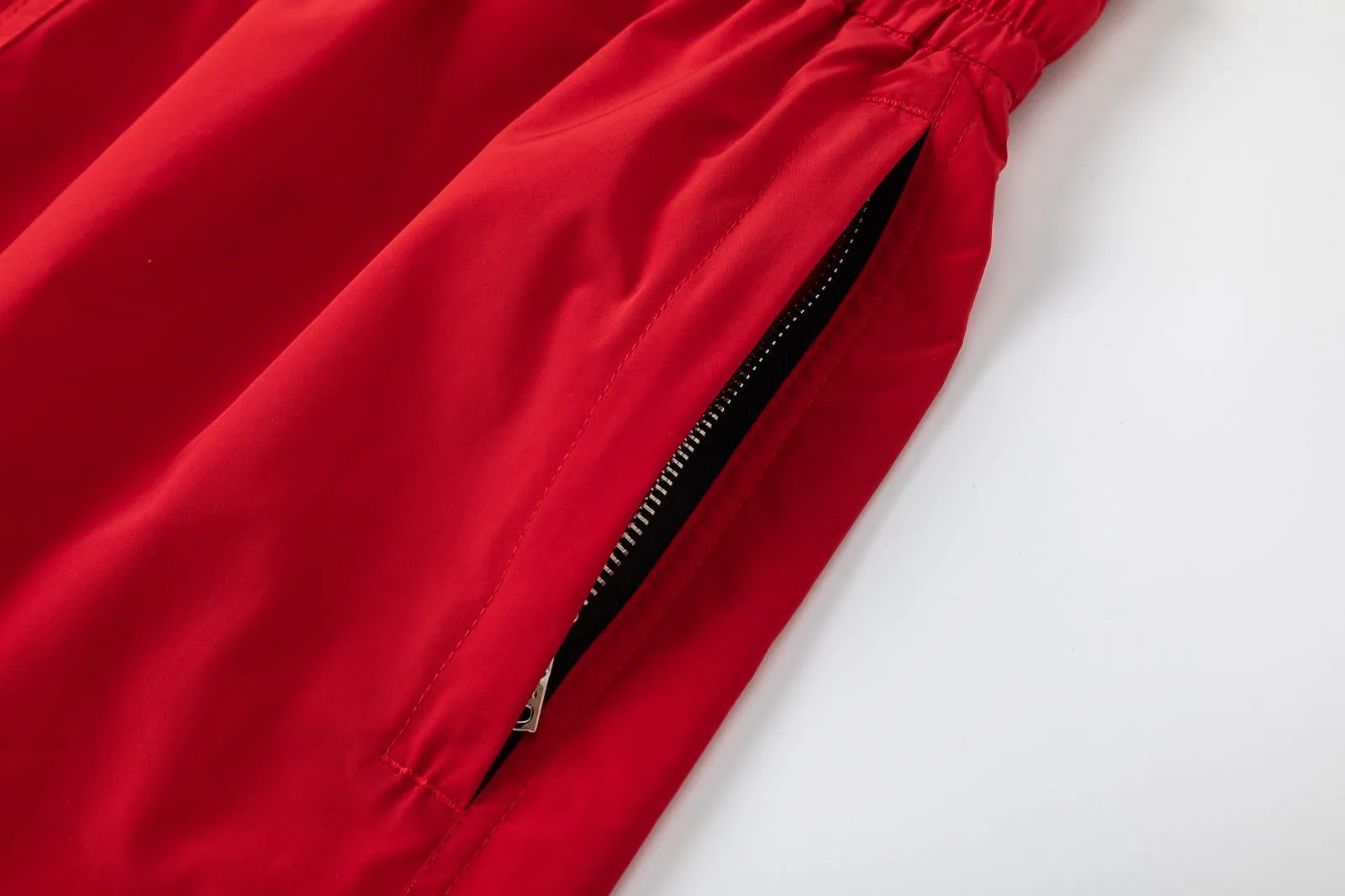DK019#P220, AMIRI engraved film logo, cool and skin-friendly casual sports beach pants, color: black, Chinese red, size: S M L XL