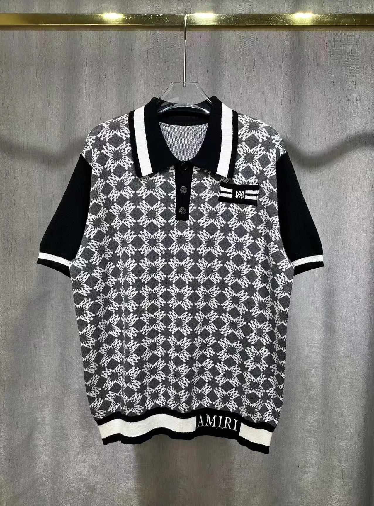 P250 🎉2025 AMIRI new summer sweater fabric POLO shirt with short sleeves, exclusive logo embroidery on the chest, embroidered letters on the hem, color: gray red, size: S M L XL XXL
