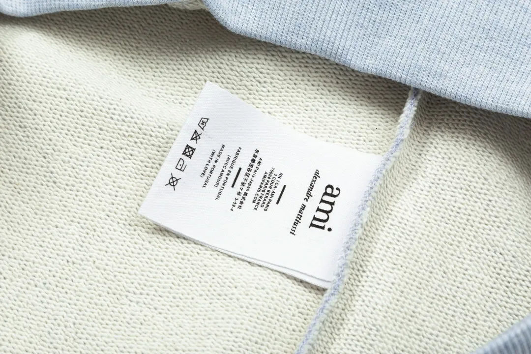 653# AMI Paris 2024 new autumn and winter new colors small love raglan round neck sweatshirt Floral series original fabric custom-made 420g pure cotton fabric same style for men and women Color: sand green floral blue oatmeal code number: S-XL
