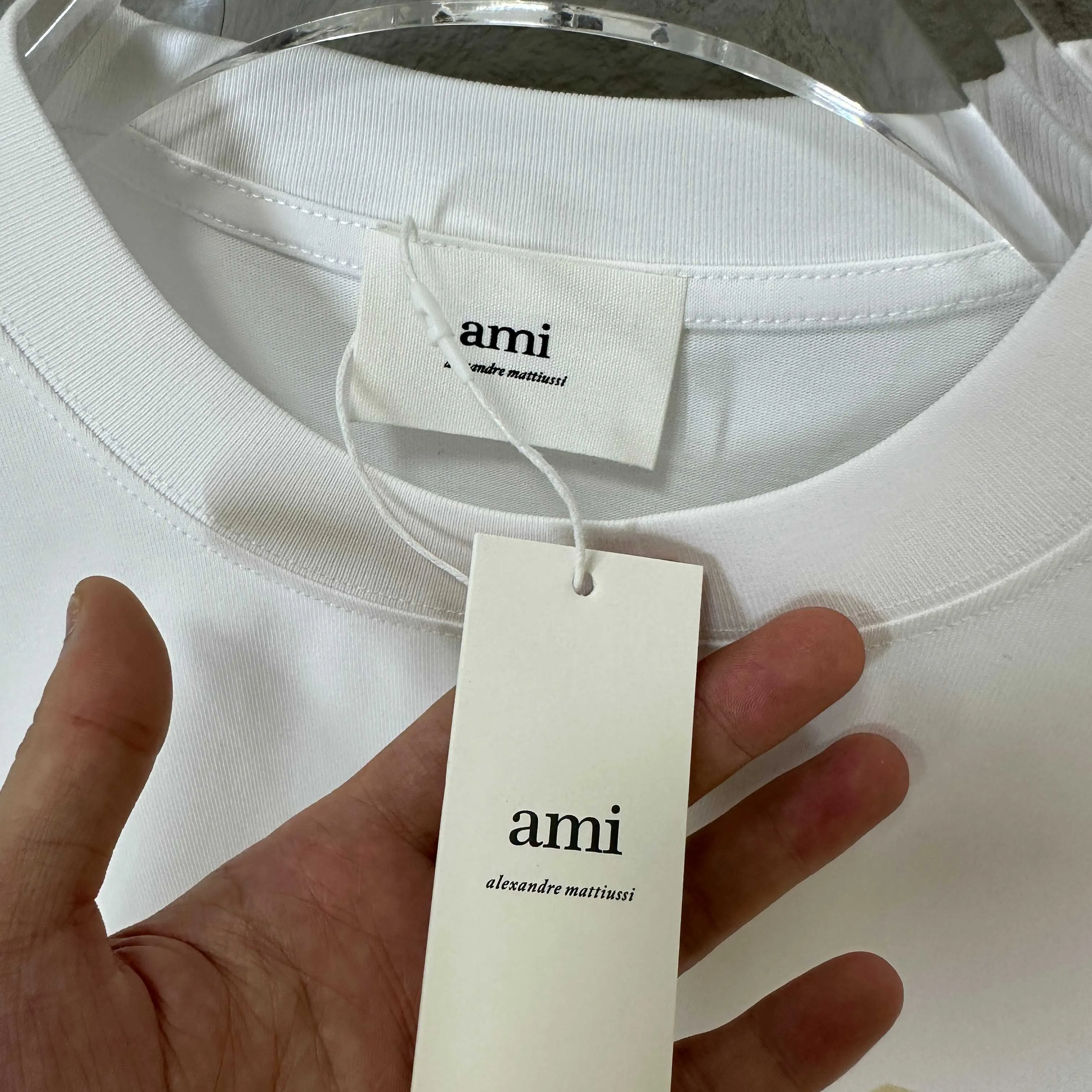 🅿️190 Ami Love 2025 Spring and Summer Style Classic Simple Flocking Three-dimensional Love Letters Personalized Logo Customized Double Yarn Plain Cotton Fabric Short Sleeve T-shirt Unisex Color: Black White Size: S (90-130 catties) M (120-150 catties) L (140-165 catties) XL (160-180 catties) XXL (180-210 pounds)