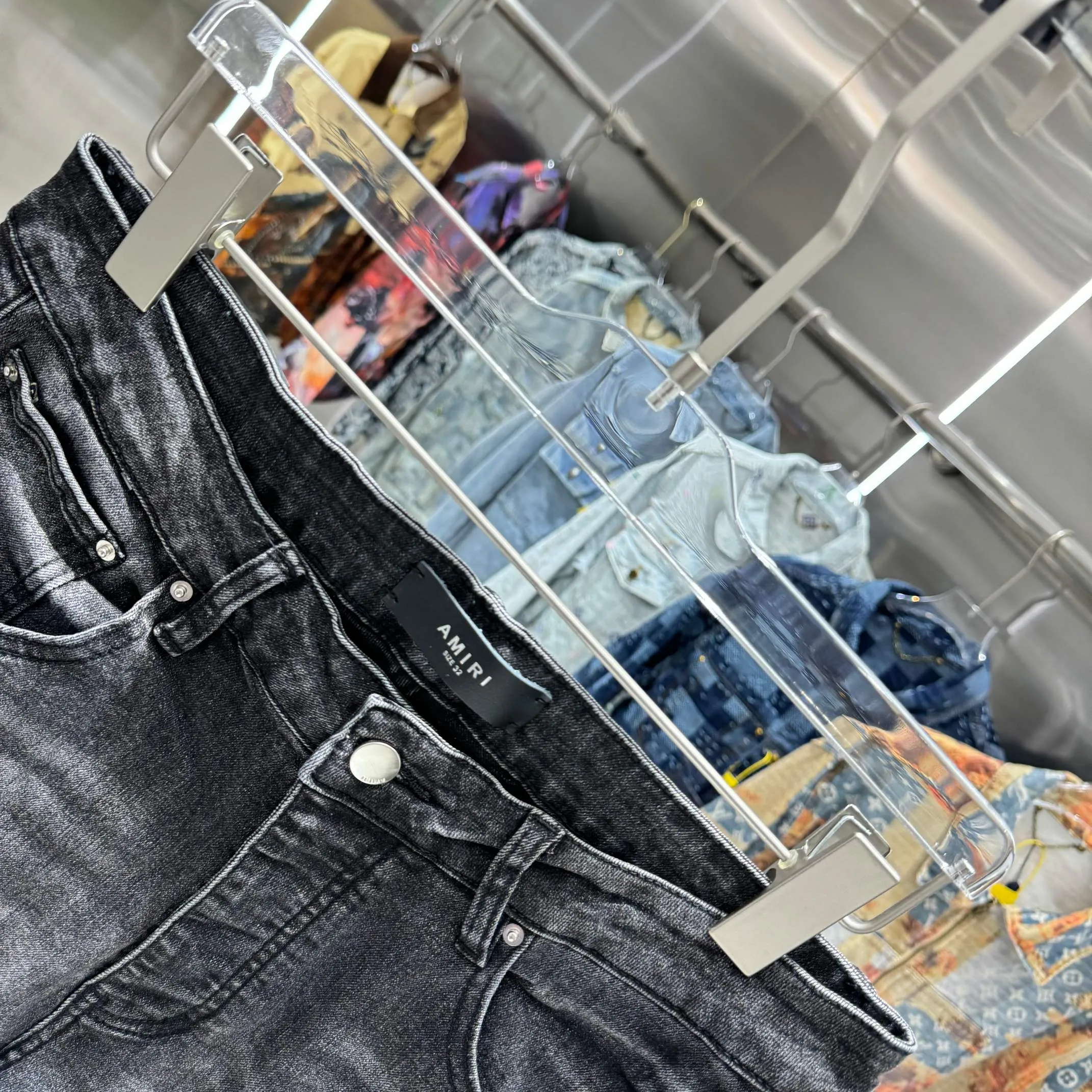 P280 Amiri ripped embroidery pattern craft street fashion slim fit stretch jeans Color Black Size 30 32 34 36 38