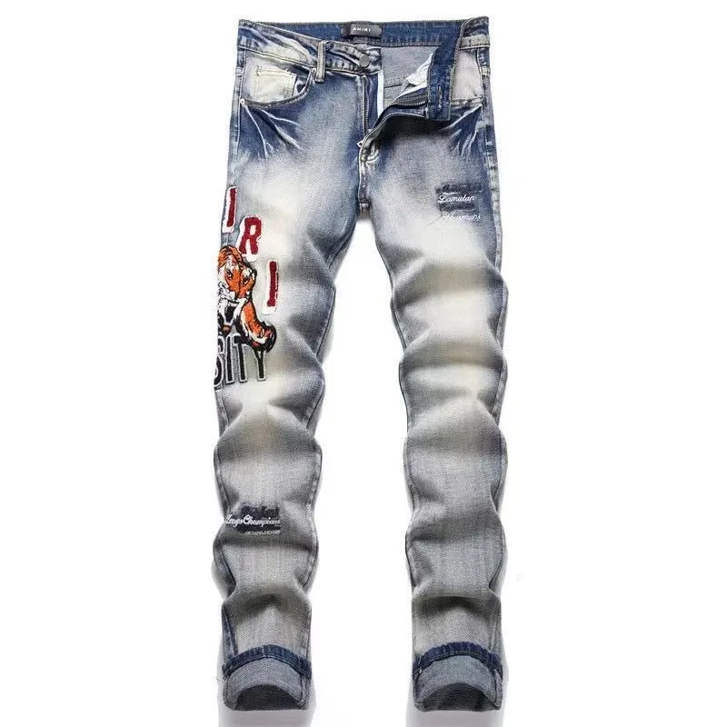 #M15 P168💰 Heavy AMIRI 24ss Embroidery Tiger🐯 High Street Jeans Slim Fit Stretch Washed Knife Cut Hole Trousers FOG High Street Men's Fashion AMIRI amiri is transliterated as Emil, which is the name of the founder. Mike Amiri, the founder of amiri, grew up in Los Angeles, USA, and was influenced by local street culture and Punk Rock since he was a child. Due to his influence, he founded the amiri brand named after himself. A variety of trendy clothing meets the needs of different fashion players. Amiri clothing has novel and unique styles and is a well-known street brand in the United States. The styles and styles of many clothes are loved by many street photographers. The various clothing styles meet the dressing needs of different people, show their unique temperament, and show the trend of dressing. amiri's jeans are relatively famous. Not only do they have many styles, but the quality of the jeans is also very good. Many celebrities have also worn amiri brand jeans. Color: Picture color Size: 30-32-34-36