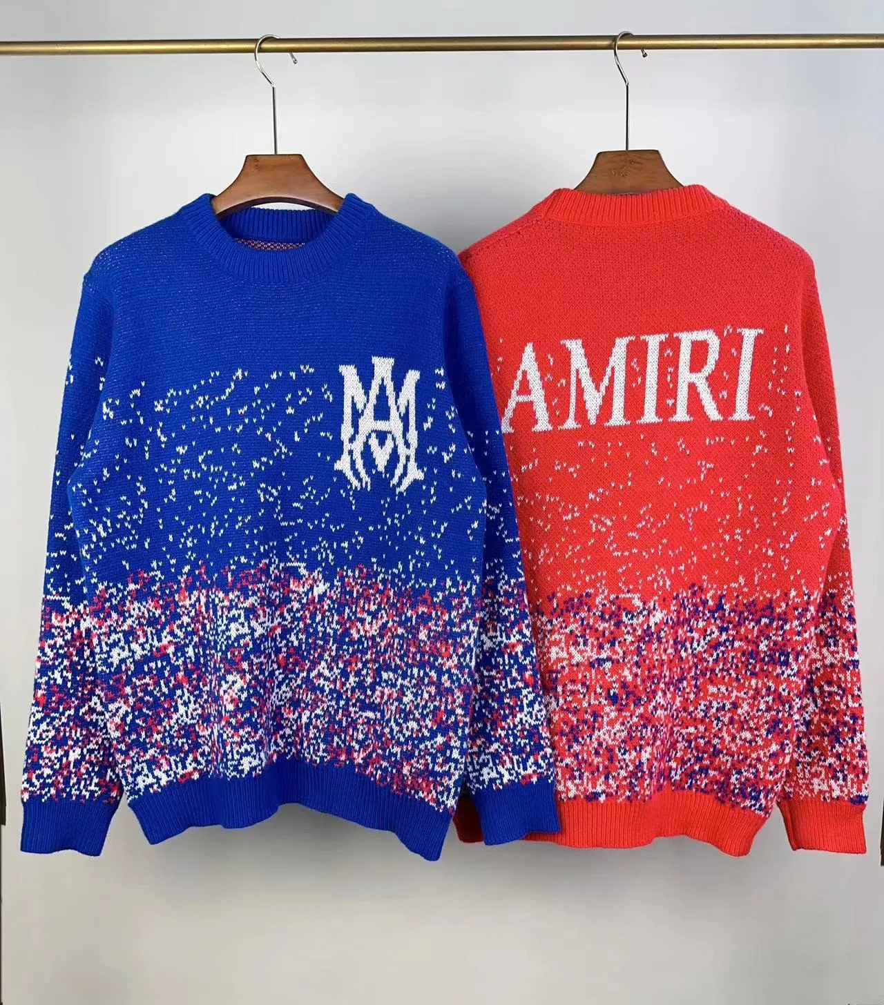 P240 🎉AMIRI wool sweater, star-filled Amiri exclusive logo jacquard on the front, letter logo jacquard on the back Color: Red Blue Size: S M L XL XXL