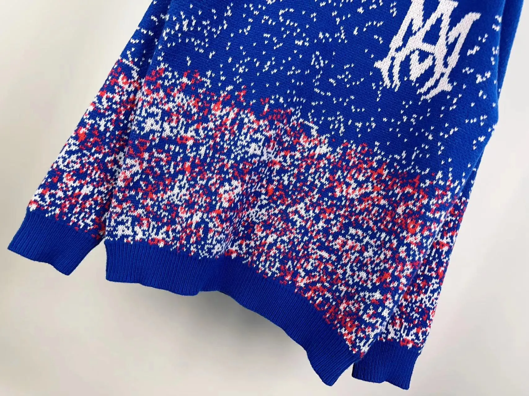 P240 🎉AMIRI wool sweater, star-filled Amiri exclusive logo jacquard on the front, letter logo jacquard on the back Color: Red Blue Size: S M L XL XXL