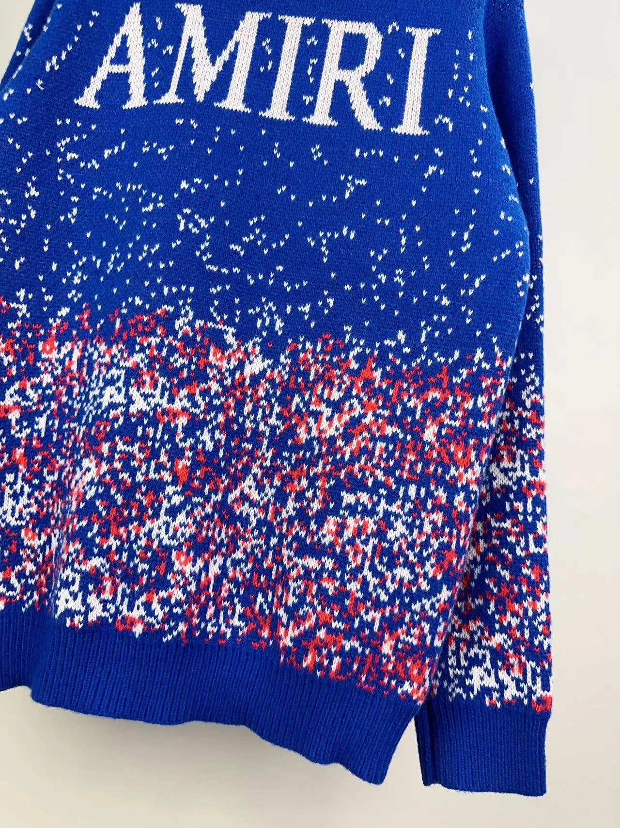 P240 🎉AMIRI wool sweater, star-filled Amiri exclusive logo jacquard on the front, letter logo jacquard on the back Color: Red Blue Size: S M L XL XXL