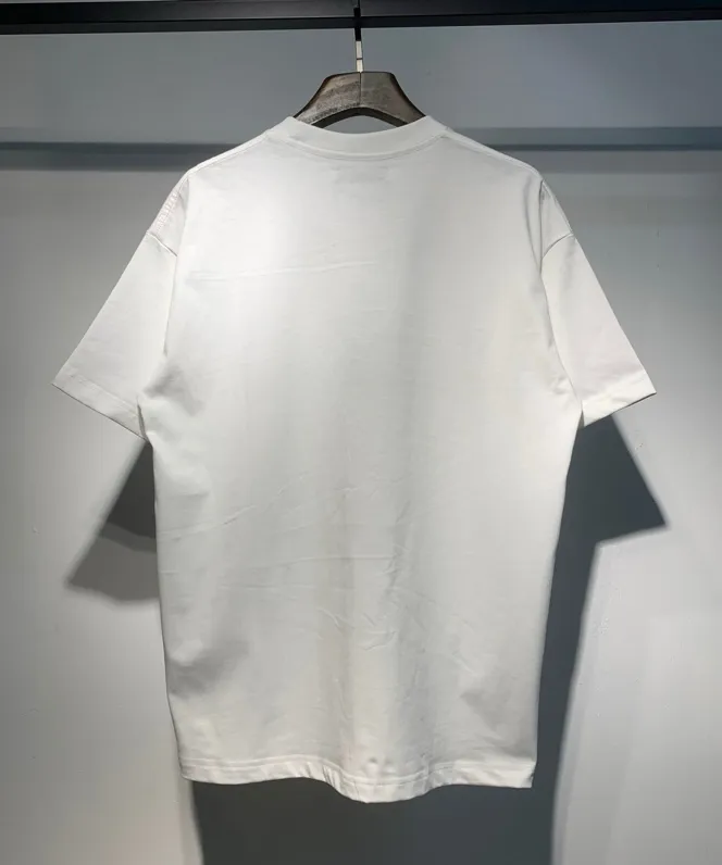 681 model P120 AMIRI real shot black white hanging shot S. M. L. XL