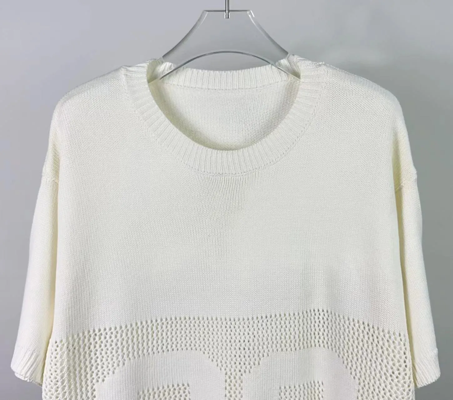 P200 AMIRI new short-sleeved sweater with jacquard logo on the front and back 🈵hollow body with heavy craftsmanship Color: Black Pearl White Size: S M L XL XXL