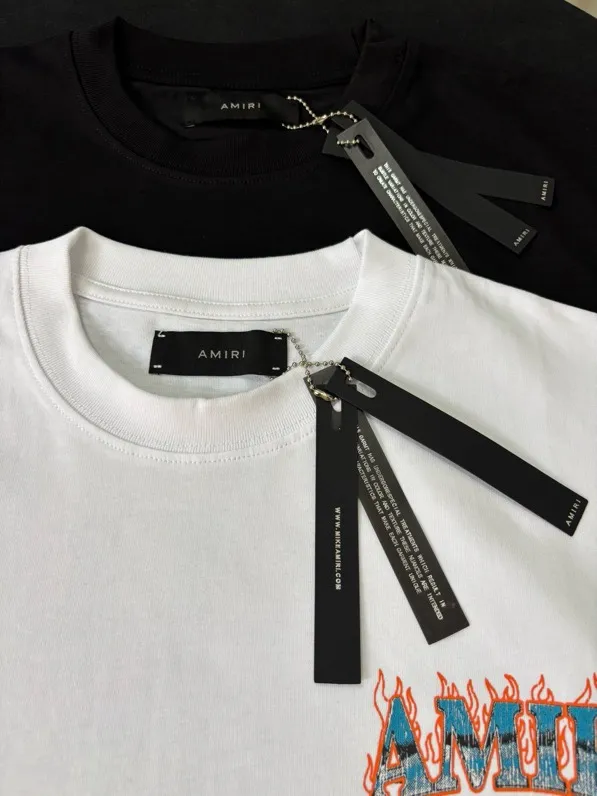 750 model P126 AMIRI real shot black white hanging shot S. M. L. XL