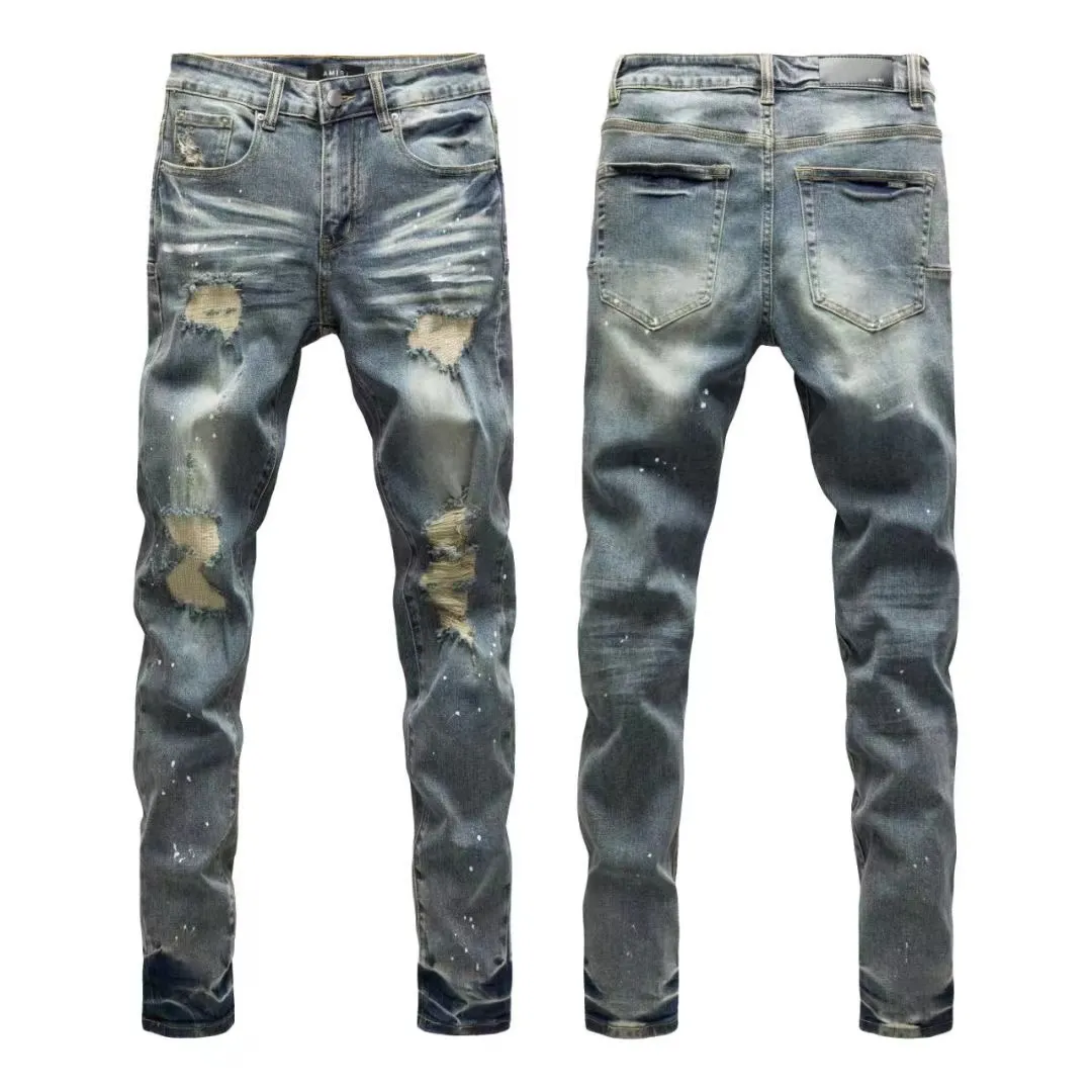 #N27 P246💰 (Top version) AMIRI hot high street jeans slim fit stretch washed knife cut trousers for men AMIRI amiri is transliterated as Emil, which is the name of the founder. Mike Amiri, the founder of amiri, grew up in Los Angeles, USA. He was influenced by local street culture and Punk Rock since childhood, so he founded the amiri brand named after himself. A variety of trendy brand clothing meets the needs of different trendy players. Amiri clothing has novel and unique styles and is a well-known street brand in the United States. The styles and styles of many clothes are loved by many street photographers. The various clothing styles meet the dressing needs of different people, show their unique temperament, and show the trend of dressing. amiri's jeans are relatively famous. Not only do they have many styles, but the quality of the jeans is also very good. Many celebrities have also worn amiri brand jeans. Color: Picture color Size: 28, 30, 32, 34, 36 28 30 32 34 36 Waist 71 76 81 86 91 Qianlang 26.5 27.5 28.5 29.5 30.5 Hou Lang 37 38 39 40 41 Foot 14 14.8 15.6 16.4 17.2 Foreign Minister 100 102 104 106 107