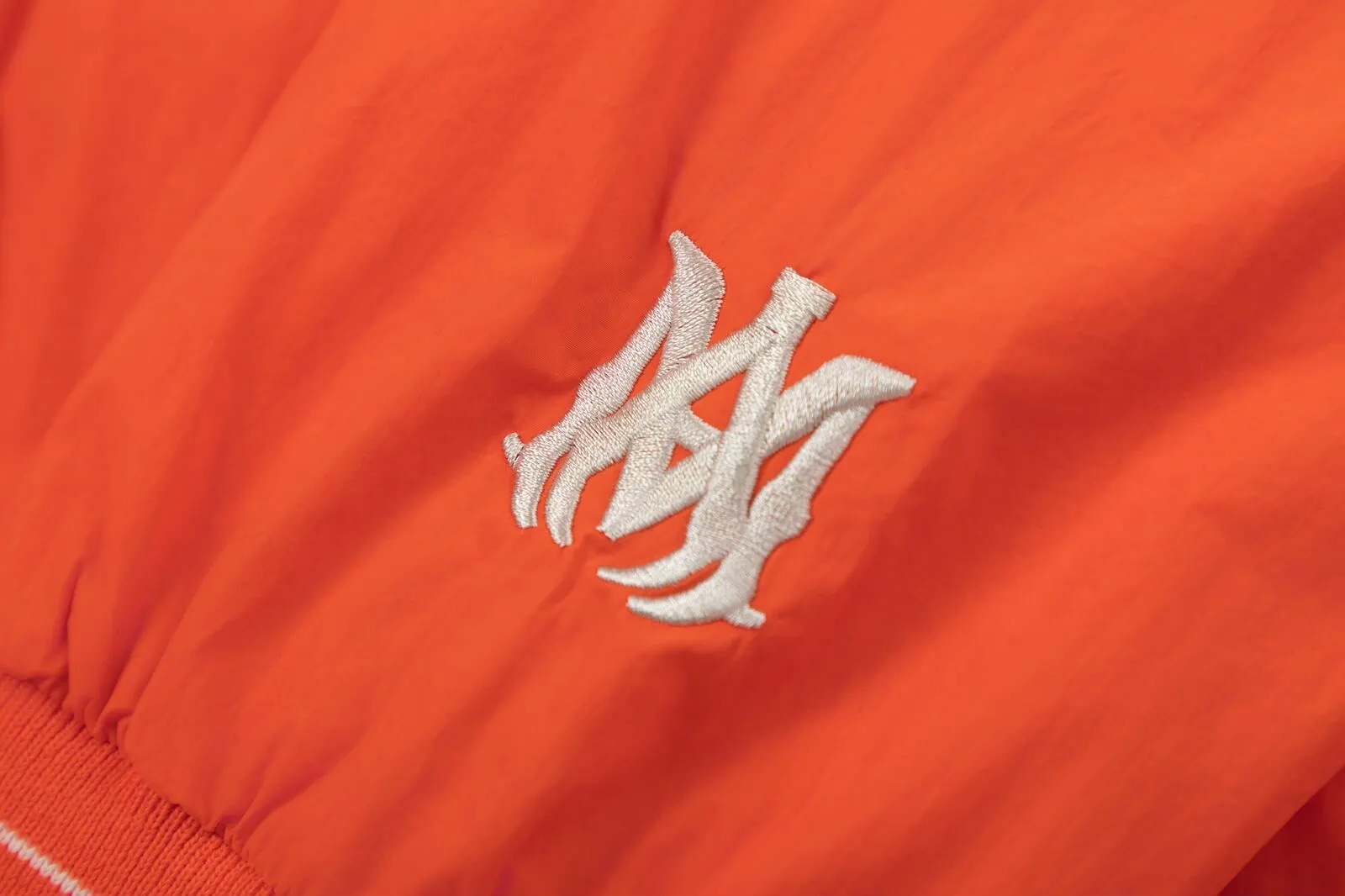 7178#P390AMIRI, patch embroidered LOGO, color: black, yellow and orange. Size: S M L XL