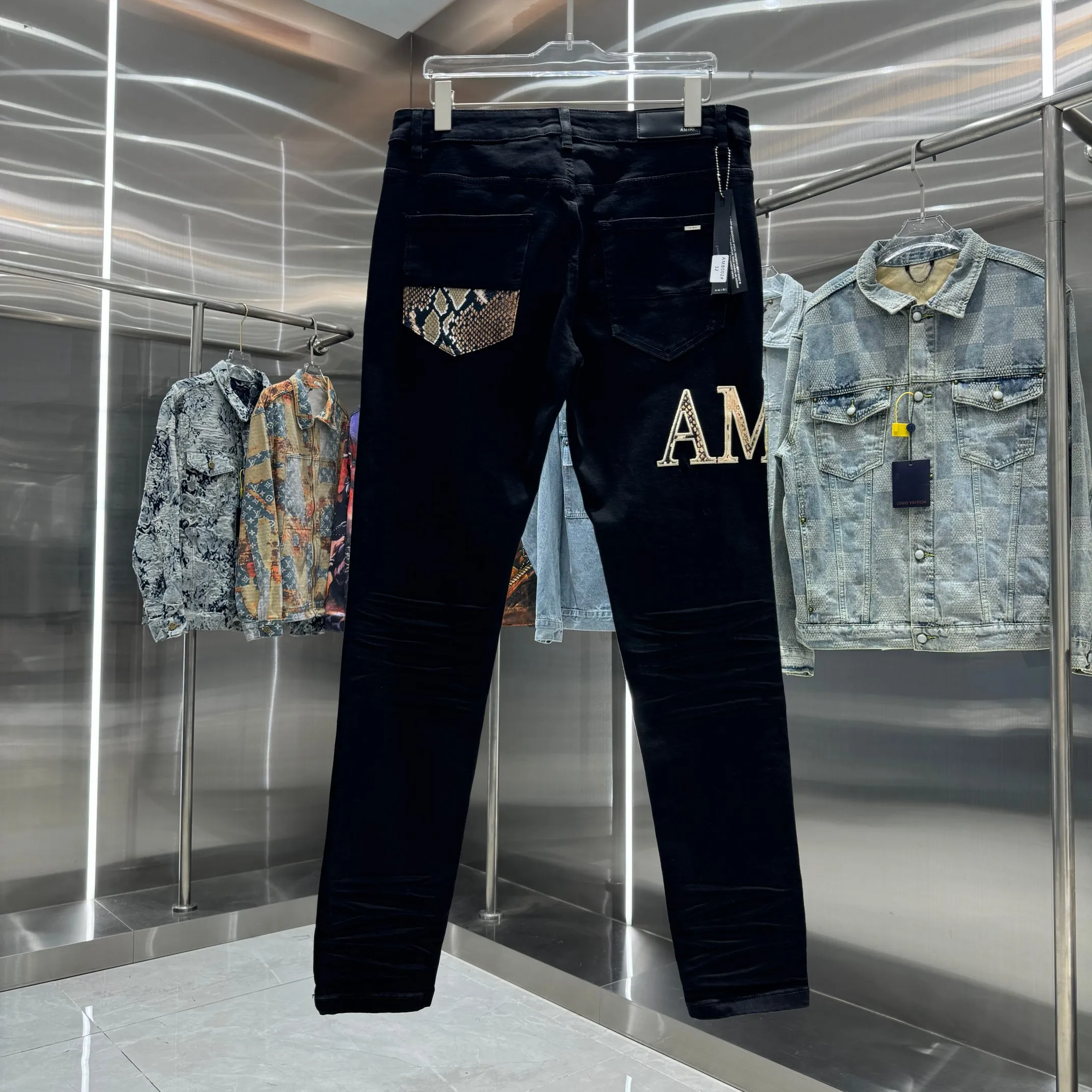 P290 Amiri letter embroidered slim fit stretch jeans Color Black Size 30 32 34 36 38