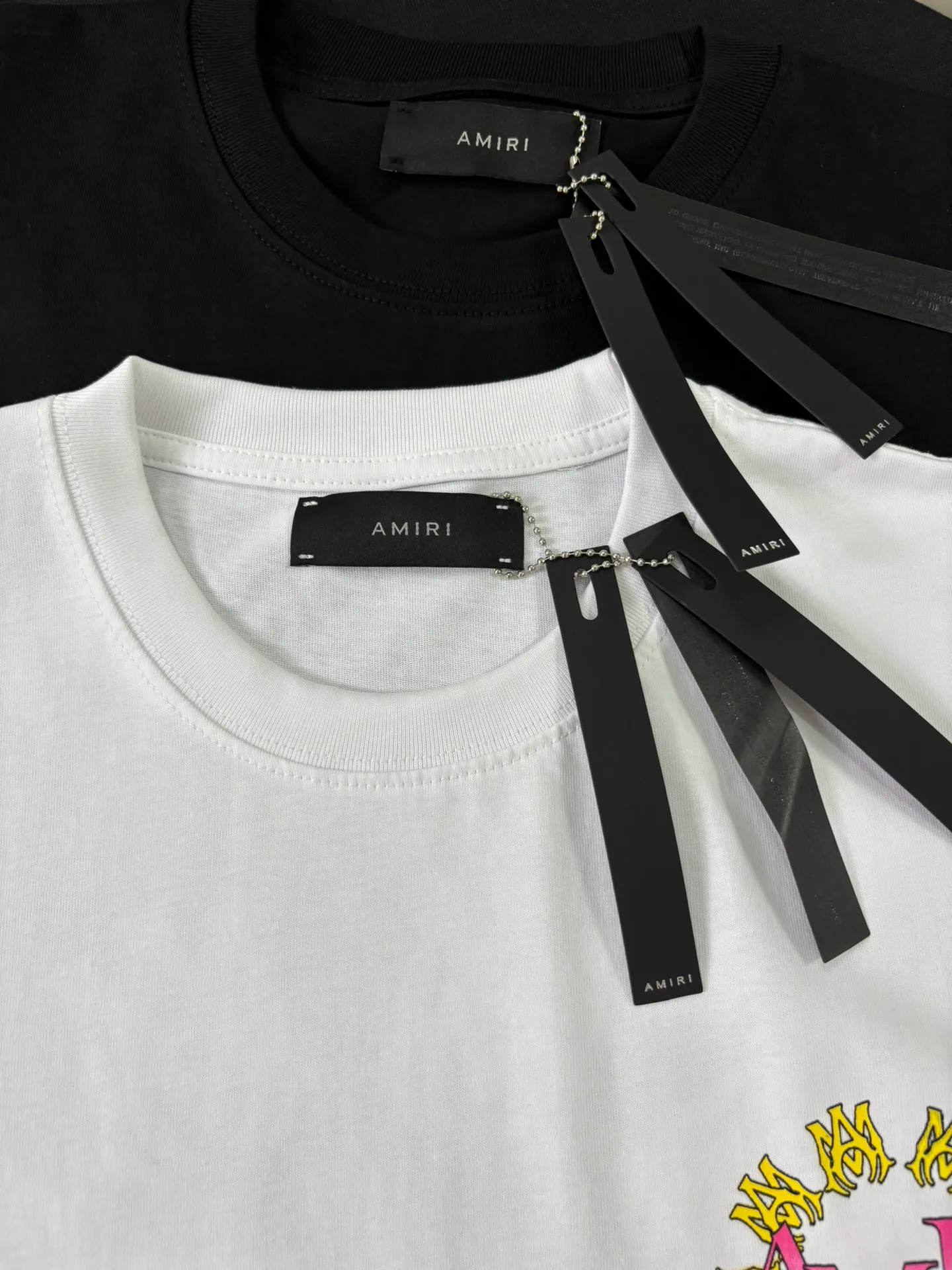 P126 AMIRI real shot black red white hanging shot S. M. L. XL