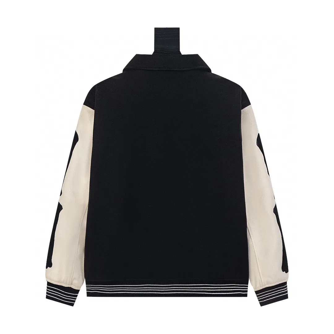 🅿️510 Ami Contrast Sleeves Corduroy College Style Jacket for Couples Super age-reducing college style design, another trend-setting baseball uniform item Ami Contrast Sleeves, the main color is black + burgundy, with white embellishment for the overall fashion sense. The superposition of three colors is complex but not chaotic, giving off a youthful and trendy charm! Made from custom-supplied cotton corduroy fabric, it has a natural color, oily and delicate, simple and rich texture. The contrasting color design has a retro flavor and is rich in gold. The inner lining is made of silk viscose blended material and is quilted. ➕Custom-supplied snap placket design creates a fashionable college charm. The shirt collar and sleeve arms are designed with contrasting splicing to highlight the neat temperament. The sleeve arm flocking🦴bone flocking logo decoration gives the garment a unique style. Become the creator of new punctuation. Same style for men and women. Color: black and white/black/black and red. Size: XS-L