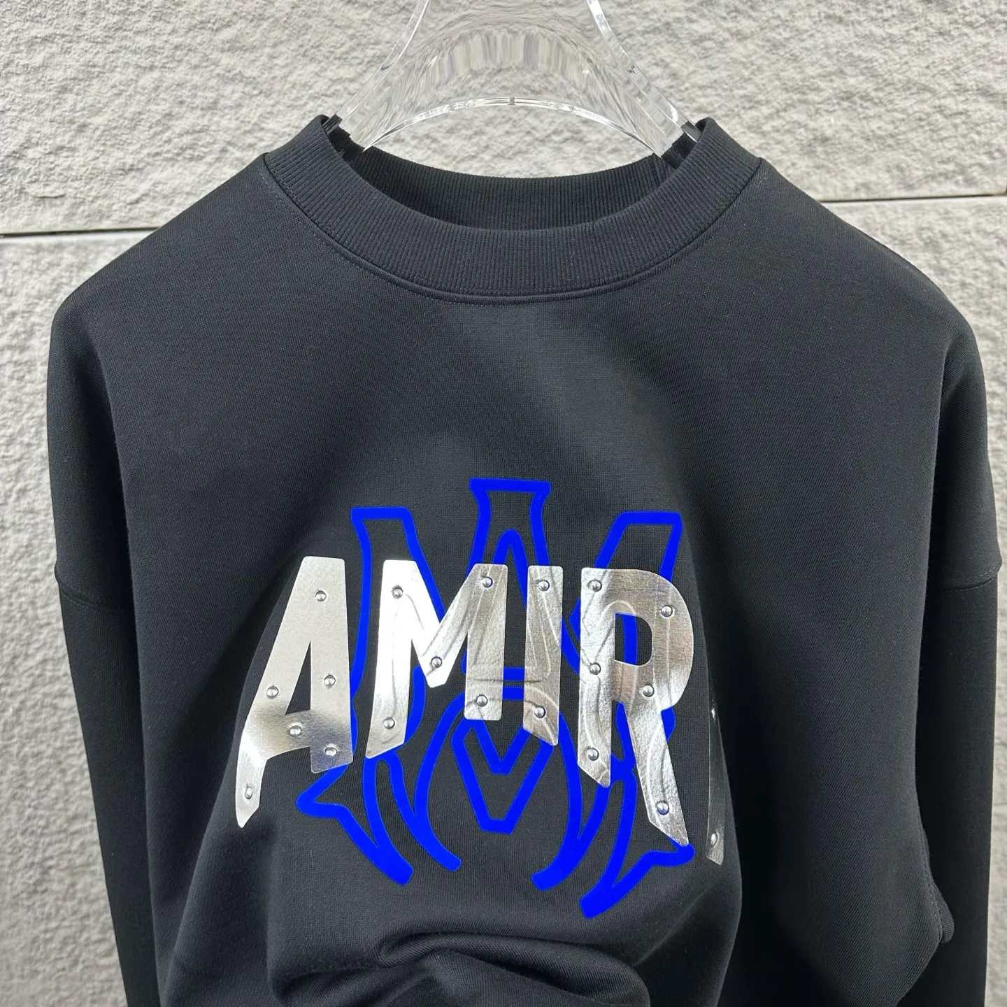 P220 Amiri* 2025 early autumn and winter new long-sleeved sweatshirt, classic letter silicone technology + three-dimensional flocking, custom terry fabric, round neck pullover, same style for men and women Color: black white Size: S (90-130 catties) M (120-150 catties) L (140-165 catties) XL (160-180 catties) XXL (180-210 pounds)