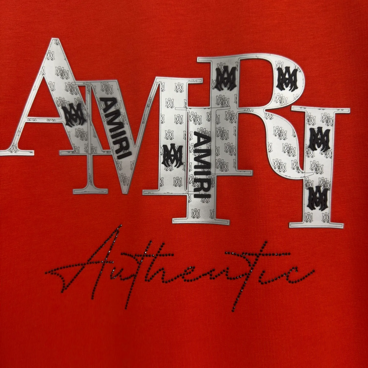 P150 𝙉𝙚𝙬⚜️Amy》 2026 spring and summer new short-sleeved T-shirt, heavyweight pure cotton, leather, ironing, drilling and gluing, personalized style. Color: white, red, black. Size: S M L XL XXL