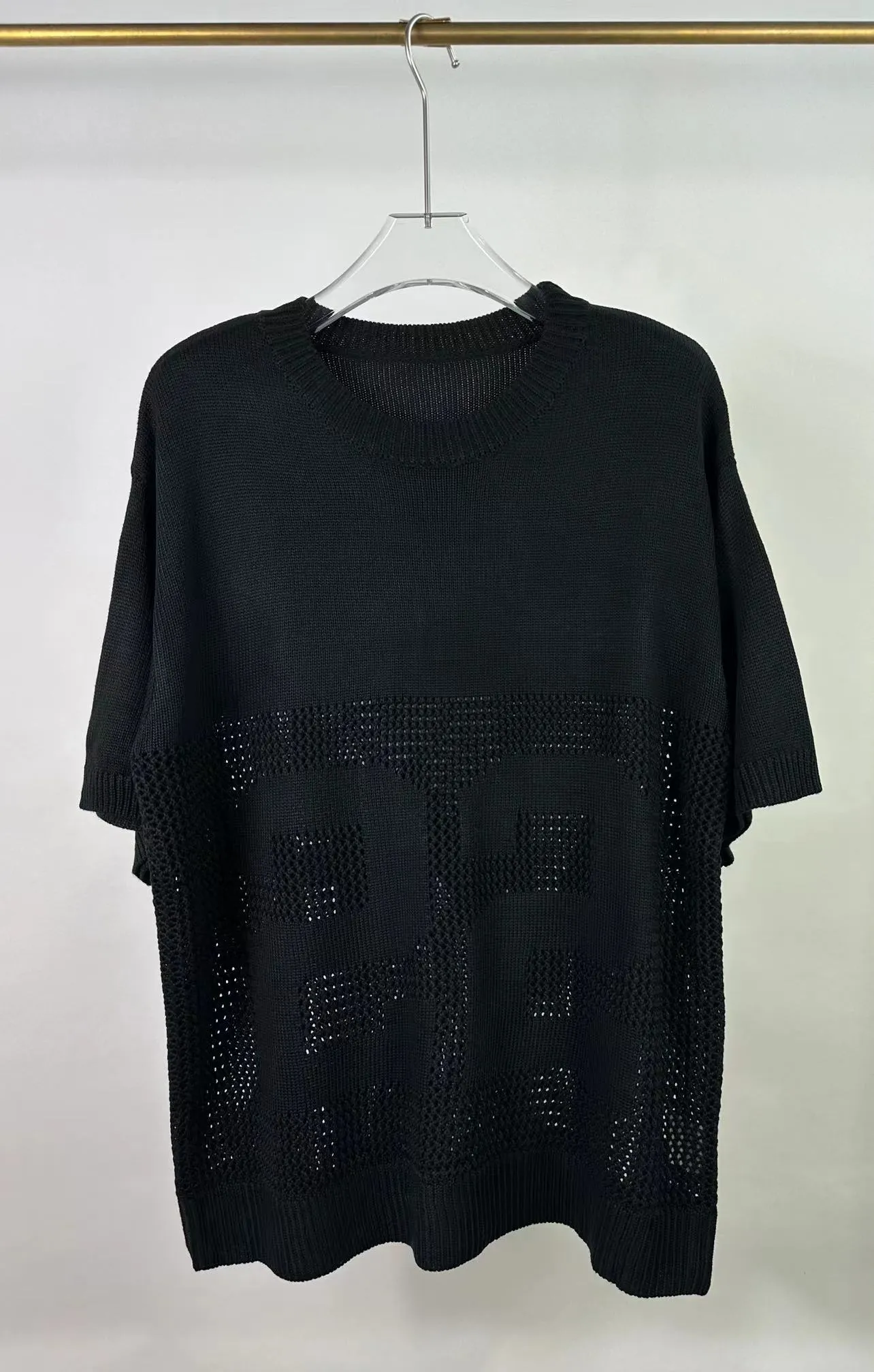 P200 AMIRI new short-sleeved sweater with jacquard logo on the front and back 🈵hollow body with heavy craftsmanship Color: Black Pearl White Size: S M L XL XXL