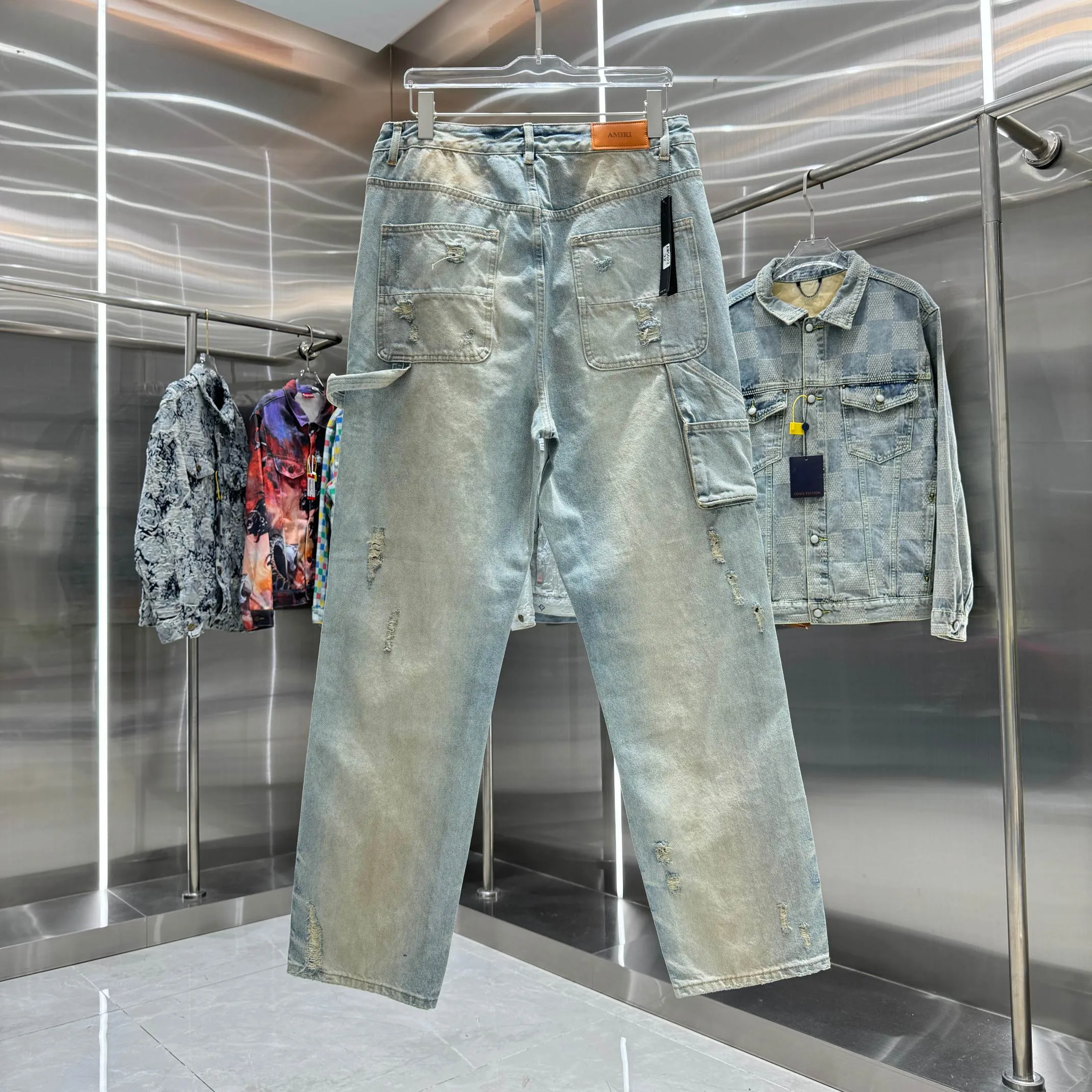 P290 Amiri ripped graffiti workwear street fashion loose straight jeans Color Light Blue Size 30 32 34 36 38