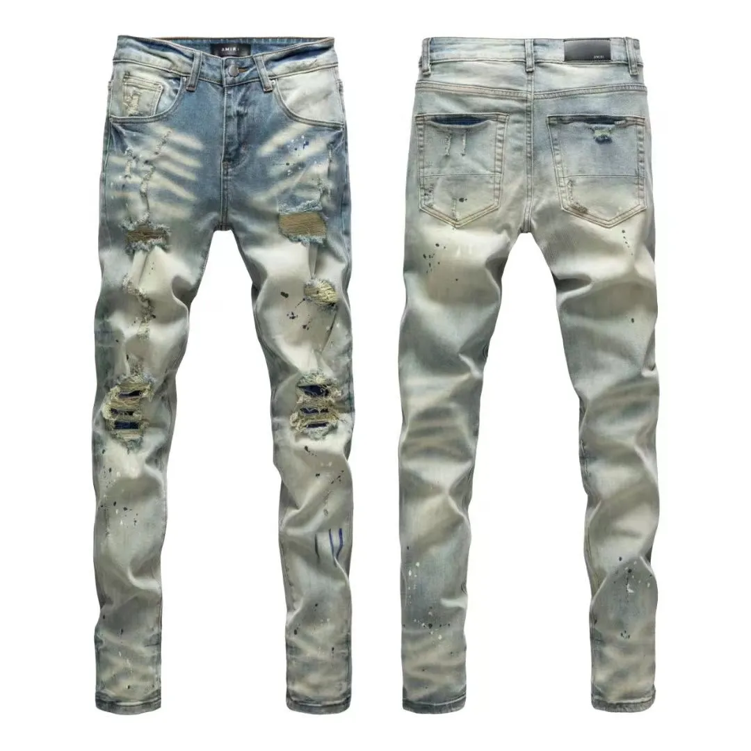 #N25 P246💰 (Top version) AMIRI hot high street jeans slim fit stretch washed knife cut trousers for men AMIRI amiri is transliterated as Emil, which is the name of the founder. Mike Amiri, the founder of amiri, grew up in Los Angeles, USA. He was influenced by local street culture and Punk Rock since he was a child, so he founded the amiri brand named after himself. A variety of trendy clothing meets the needs of different trendy players. Amiri clothing has novel and unique styles and is a well-known street brand in the United States. The styles and styles of many clothes are loved by many street photographers. The various clothing styles meet the dressing needs of different people, show their unique temperament, and show the trend of dressing. amiri's jeans are relatively famous. Not only do they have many styles, but the quality of the jeans is also very good. Many celebrities have also worn amiri brand jeans. Color: Picture color Size: 28, 30, 32, 34, 36 28 30 32 34 36 Waist 71 76 81 86 91 Qianlang 26.5 27.5 28.5 29.5 30.5 Hou Lang 37 38 39 40 41 Foot 14 14.8 15.6 16.4 17.2 Foreign Minister 100 102 104 106 107