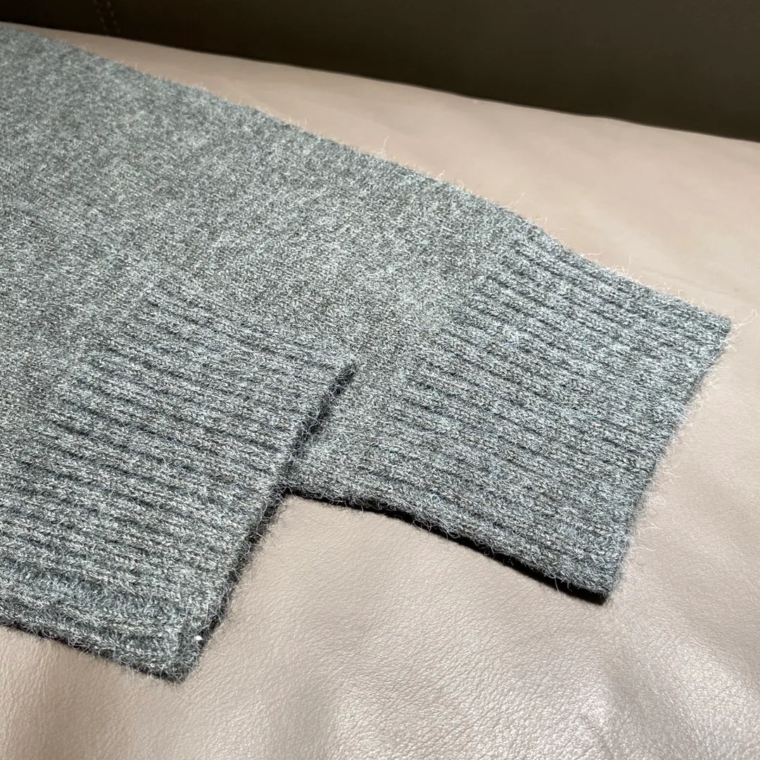 🅿️320 AMI Amy 24AW Heart♥️A small love jacquard cardigan, thick and comfortable 12-needle sweater cardigan, same style for men and women smlxl