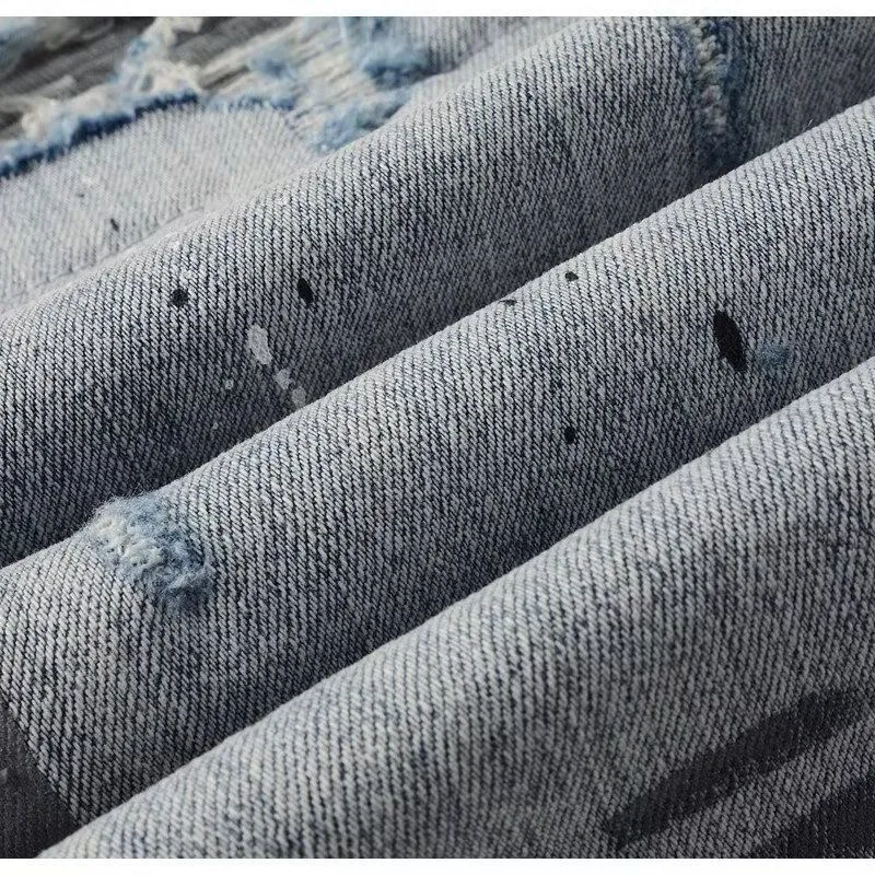 P220 💰 AMIRI patch embroidery jeans trousers AMIRI high street basic ripped tight elastic jeans trousers amiri brand jeans break the production process and cutting of the original jeans, the fabrics are softer and more comfortable Hand-sewn collar label Customized logo buttons Genuine leather tag Color: Picture color Size: 30-32-34-36