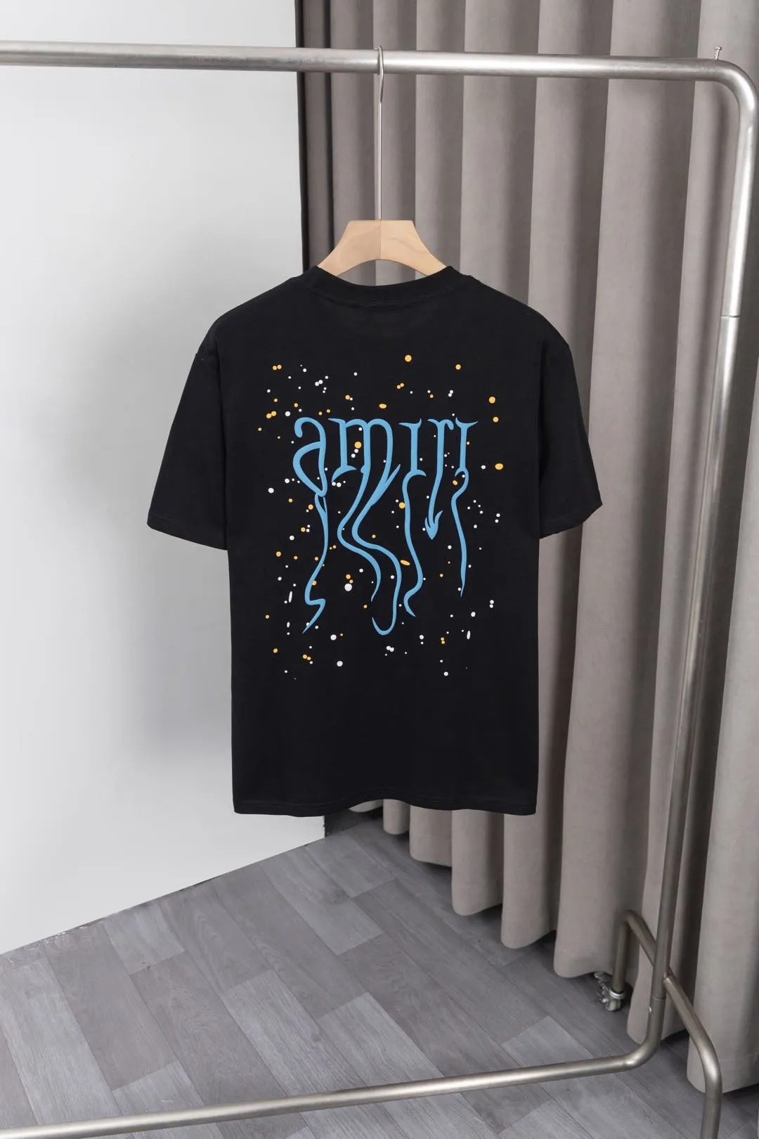 P134 S004 "𝙉𝙚𝙬♈️AMIRI" 🔥50ss new T-shirt, front and back colorful patterns + letter logo foaming process, made of 260g double yarn cotton fabric, soft fabric, trendy and versatile, same style for men and women. Color: black, white, size: M～3XL
