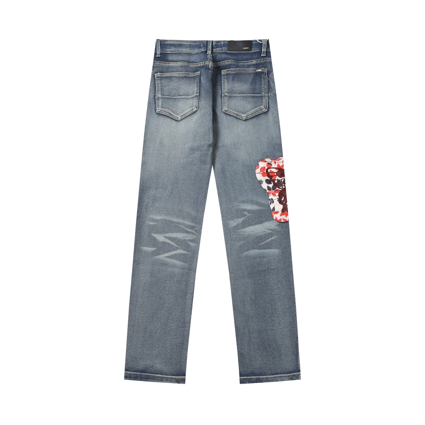 P256 Actual photo [High quality] Code: M742 Color: Picture color Size: S to XXXL AMIRI patch embroidery jeans trousers AMIRI high street basic ripped jeans trousers Amiri brand jeans break the production process and cutting of the original jeans, the fabrics are softer and more comfortable Hand-sewn collar label Customized logo buttons Genuine leather label size Pants length Waist Hips Unit cm S 98 68 100 M 99 72 104 L 100 76 108 XL 101 80 112 XXL 102 84 116 XXXL 103 88 120