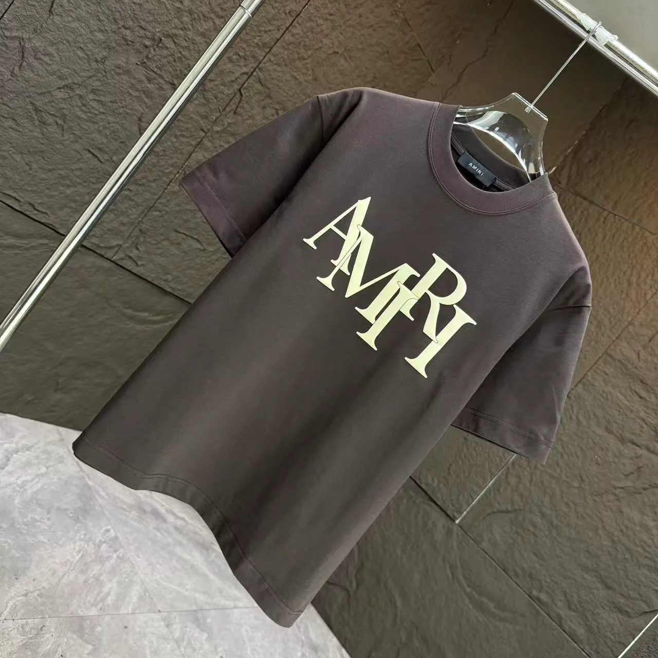 P140 AMIRI* 2025 autumn and winter new short-sleeved T-shirt, customized pure cotton letter logo, three-dimensional foaming, color: black, white, smart color, dark blue, code number: S M L XL XXL