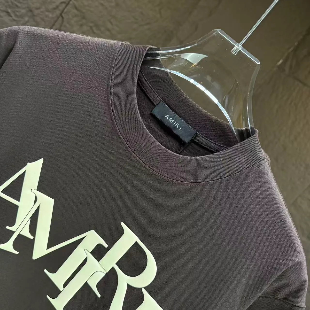P140 AMIRI* 2025 autumn and winter new short-sleeved T-shirt, customized pure cotton letter logo, three-dimensional foaming, color: black, white, smart color, dark blue, code number: S M L XL XXL