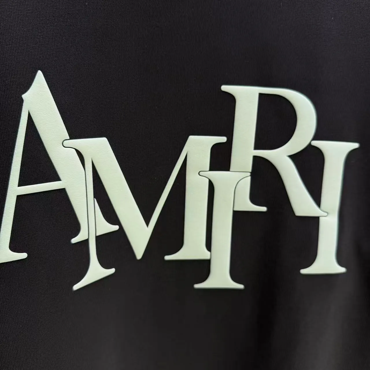 P140 AMIRI* 2025 autumn and winter new short-sleeved T-shirt, customized pure cotton letter logo, three-dimensional foaming, color: black, white, smart color, dark blue, code number: S M L XL XXL