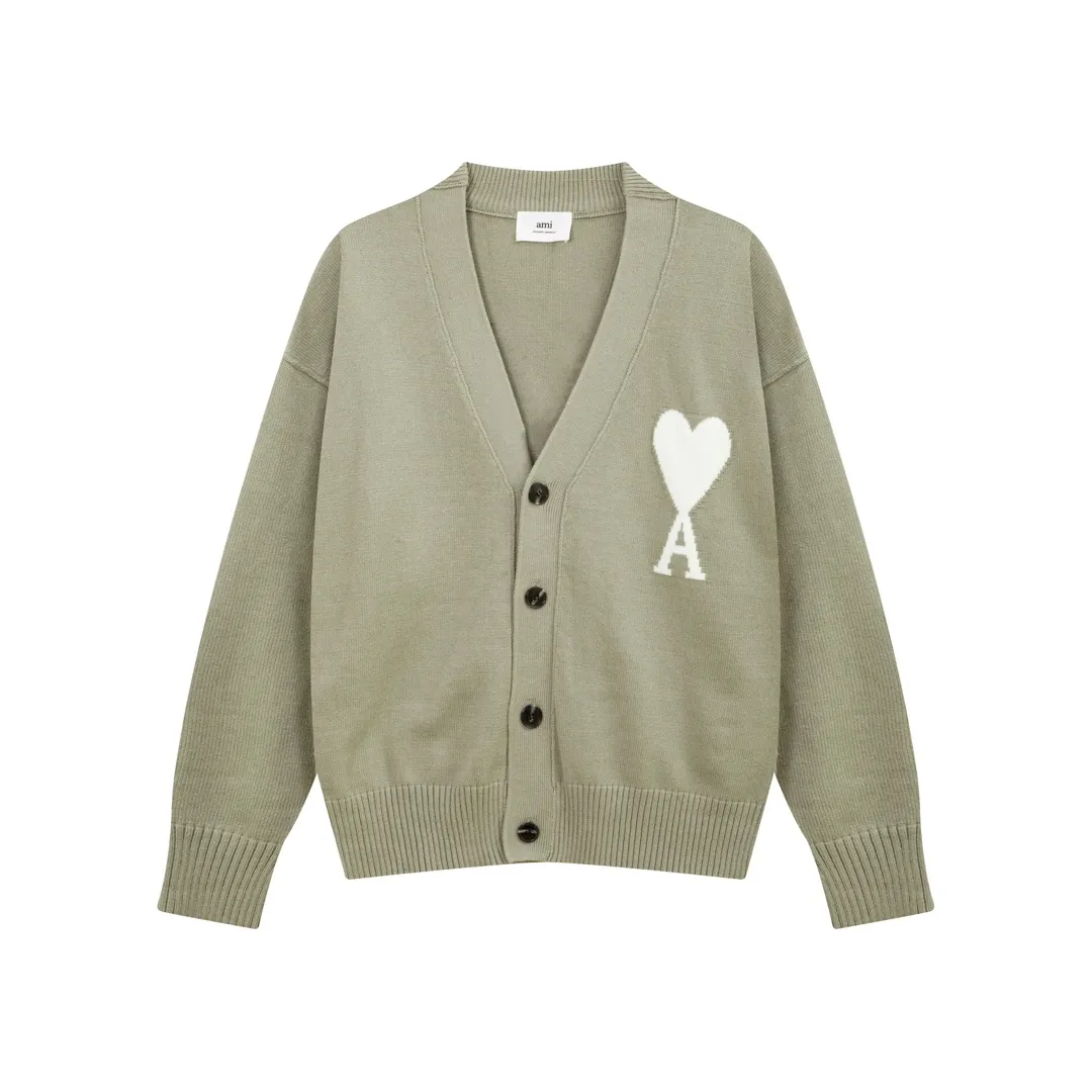 8158# Ami Paris 2024 autumn and winter new products, new colors, big heart jacquard, patchwork reverse sleeve technology, cardigan wool sweater, lazy style, same style for men and women, Oversize Color: sky blue, bean green, apricot Code number: S-XL
