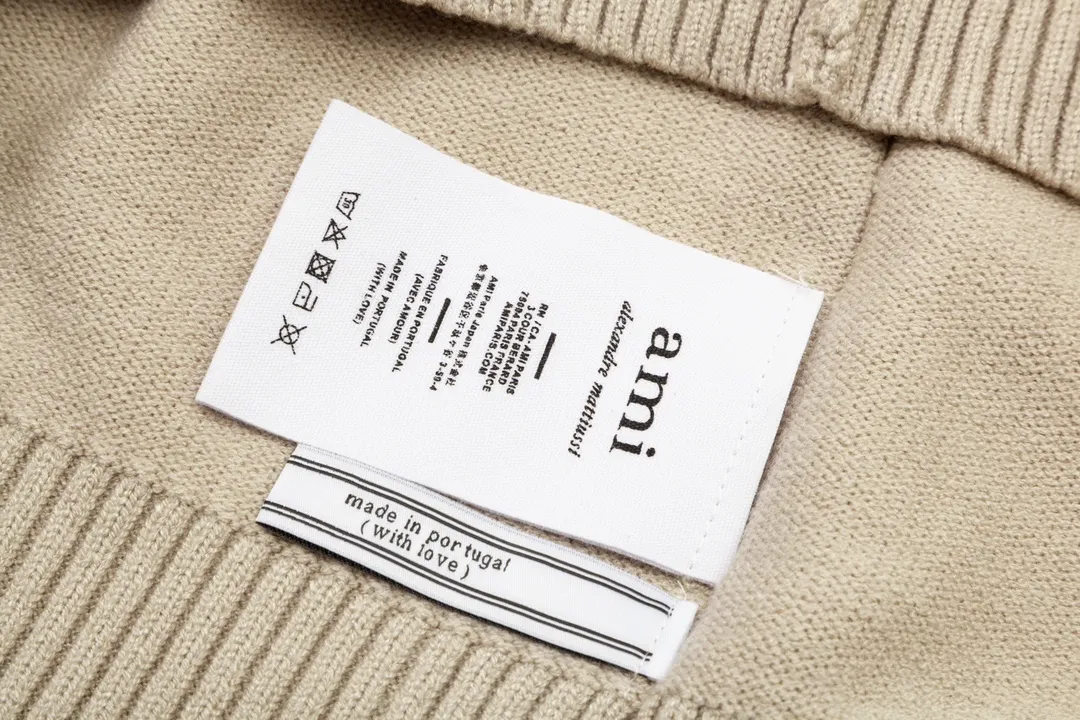 8158# Ami Paris 2024 autumn and winter new products, new colors, big heart jacquard, patchwork reverse sleeve technology, cardigan wool sweater, lazy style, same style for men and women, Oversize Color: sky blue, bean green, apricot Code number: S-XL