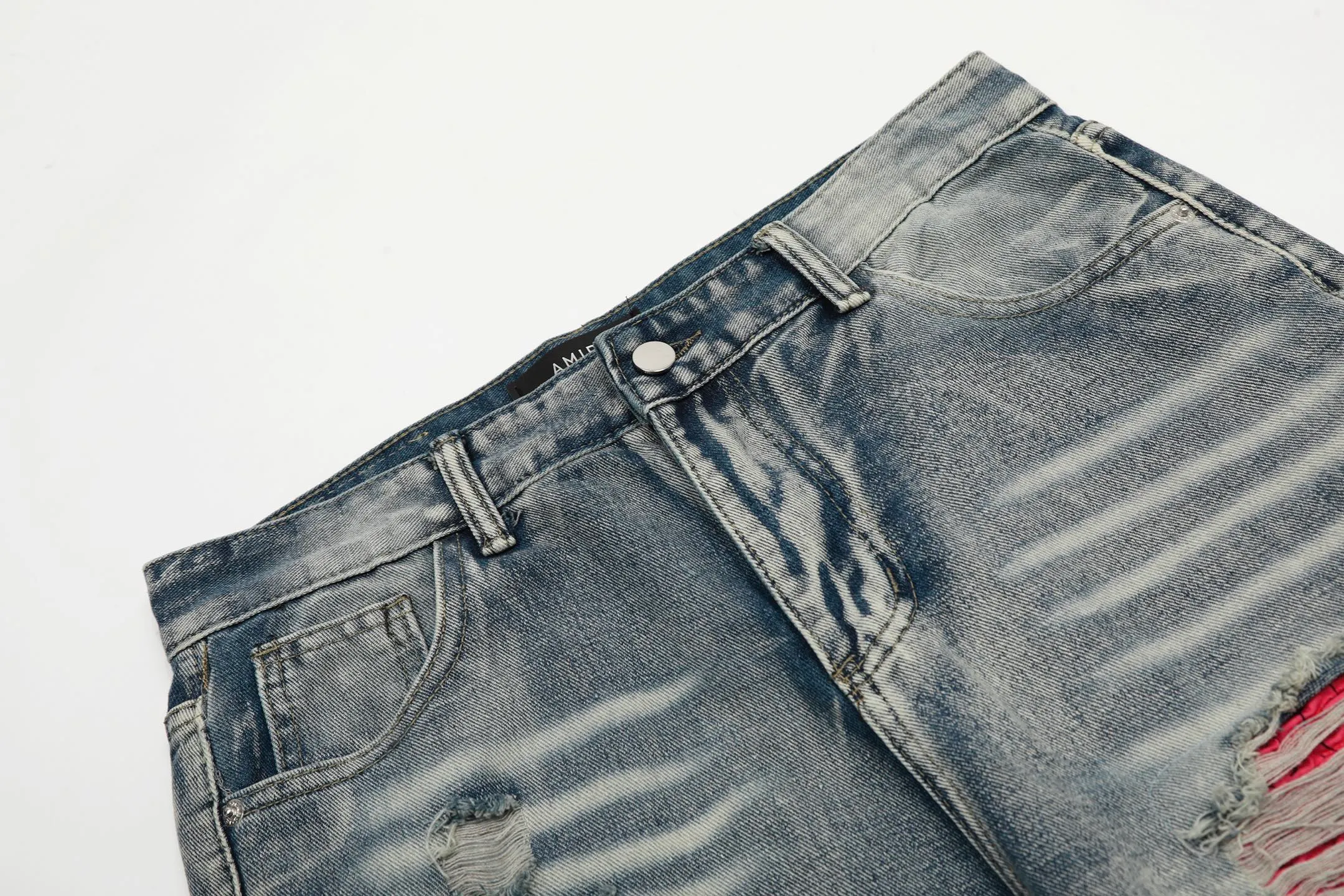 #M07 P168💰 AMIRI patch embroidery jeans trousers AMIRI high street basic ripped tight elastic jeans trousers amiri brand jeans break the production process and cutting of the original jeans, the fabrics are softer and more comfortable Hand-sewn collar label Customized logo buttons Genuine leather tag Color: Picture color Size: 30-32-34-36