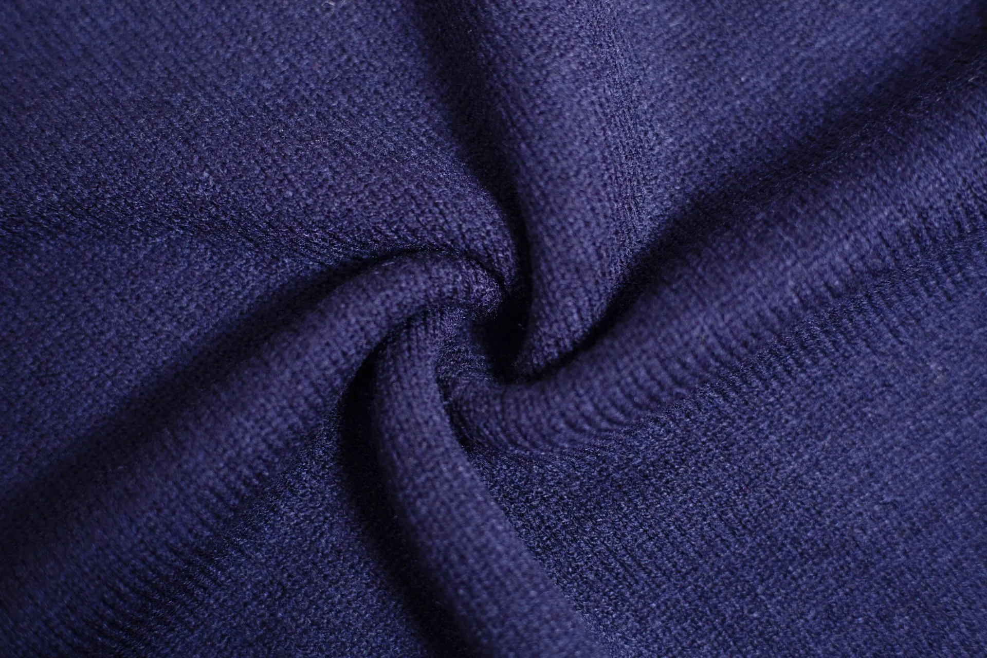 P170 AMI's new classic love chapter crew neck sweater, the highest version, supports comparison, color: royal blue, size: S-XL