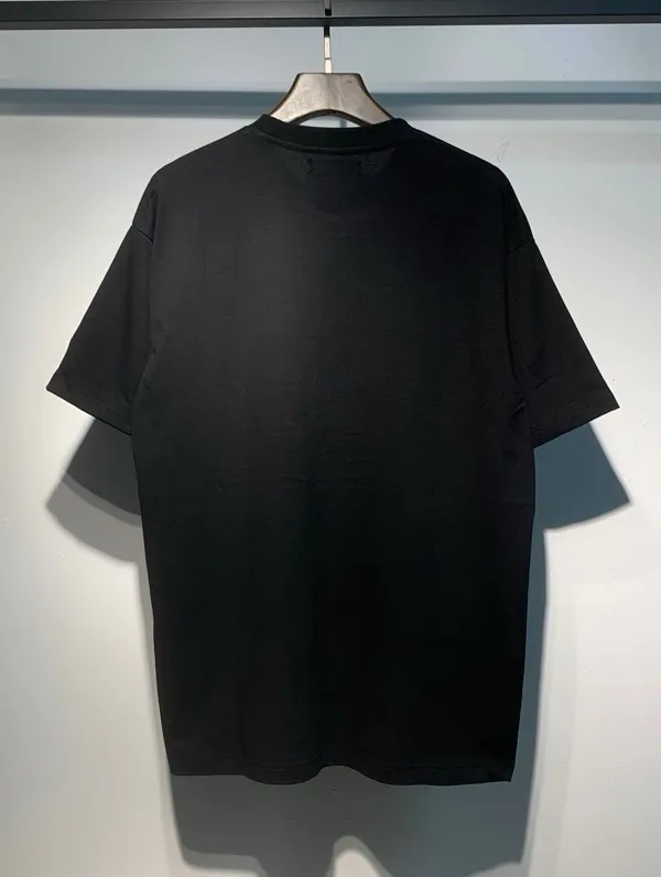 707 model P126 AMIRI real shot, hot flash silver particles, black, white, hanging shot S. M. L. XL