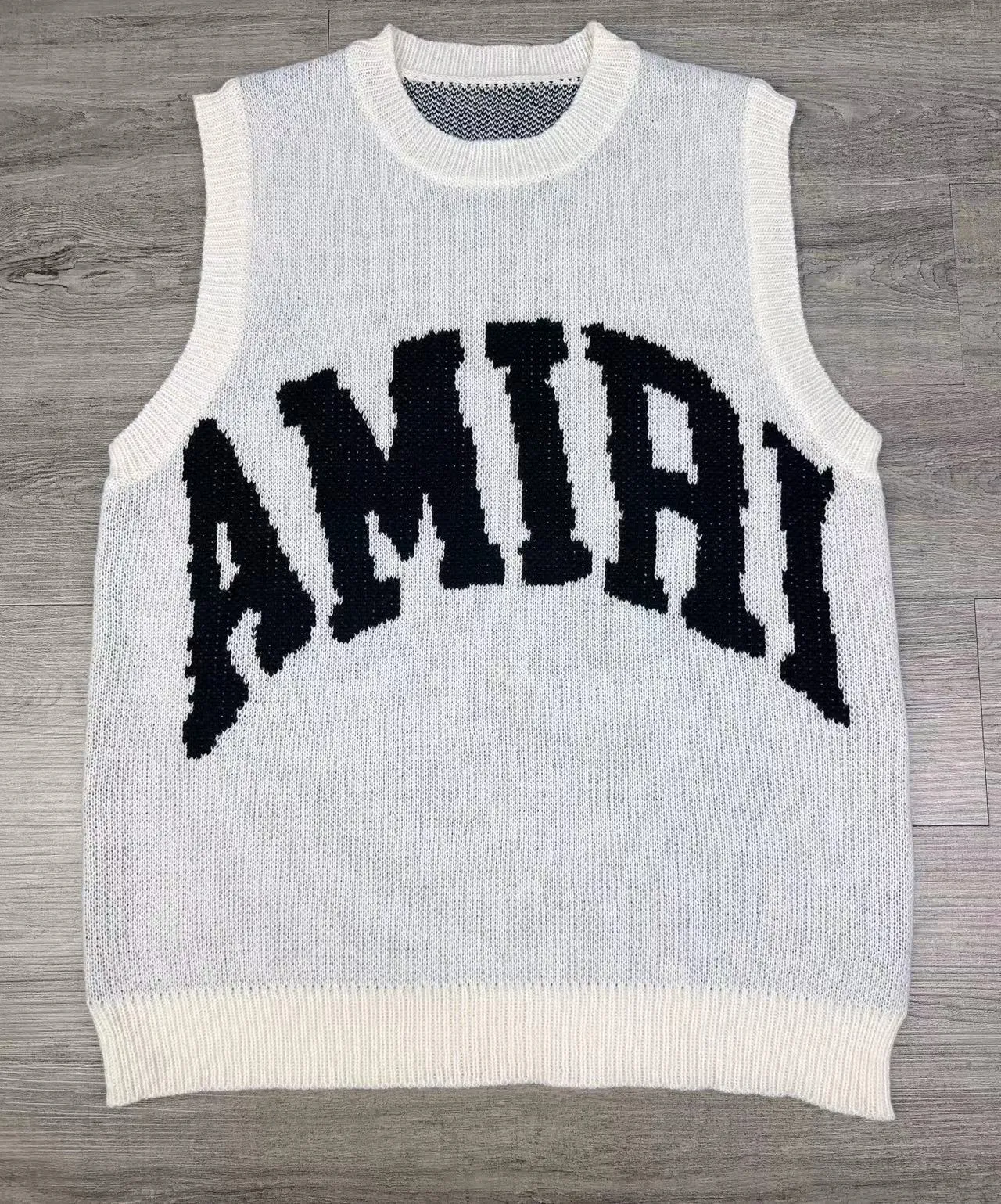 P300 🎉AMIRI vest sweater suit, classic logo jacquard top, exclusive logo embroidery on shorts, color: white, black, size: S M L XL XXL