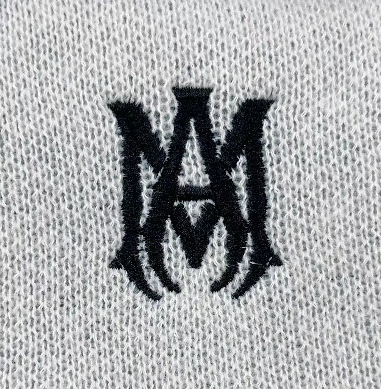 P300 🎉AMIRI vest sweater suit, classic logo jacquard top, exclusive logo embroidery on shorts, color: white, black, size: S M L XL XXL