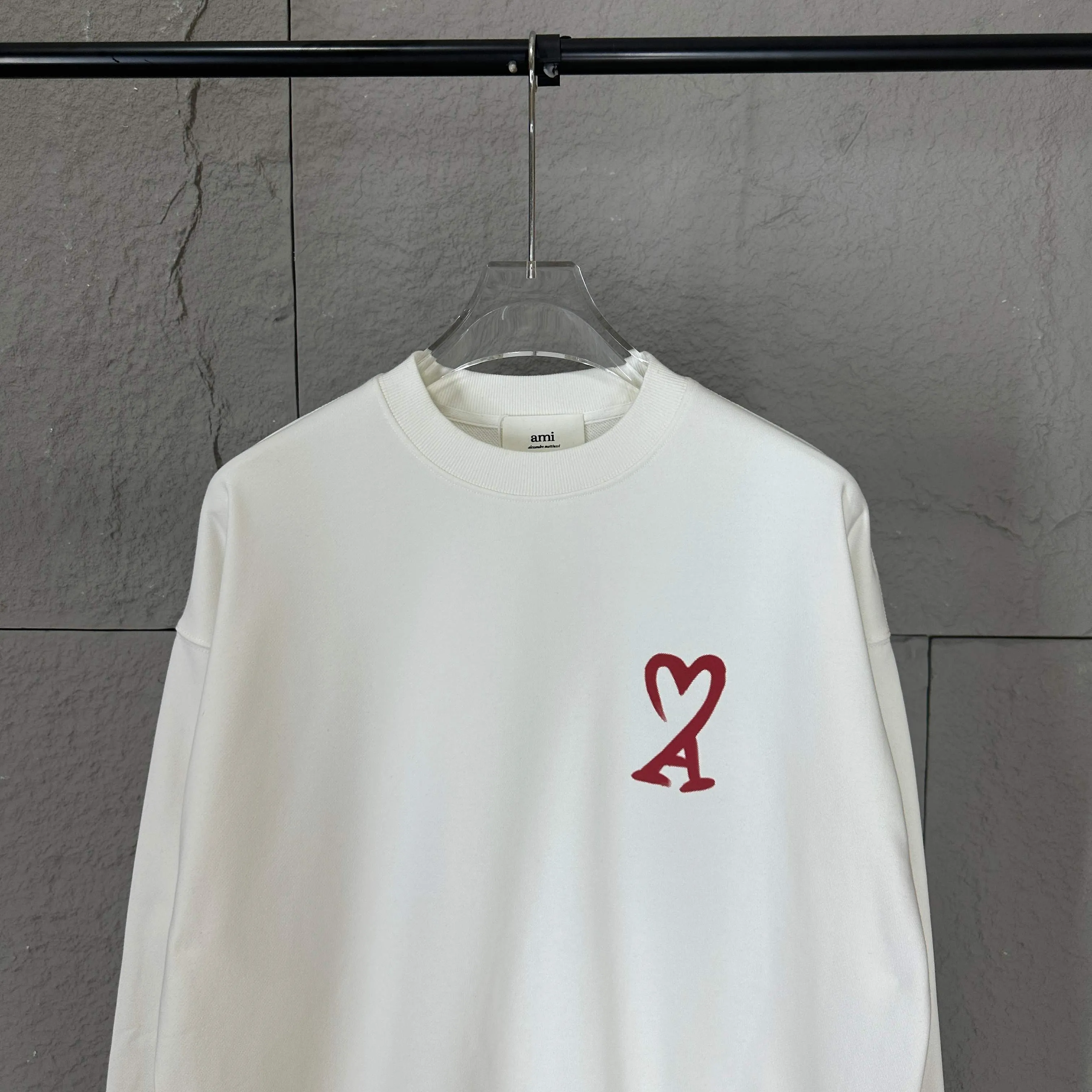 🅿️240 Ami love 2025 early autumn and winter new style classic simple love letter printing design personalized logo custom terry fabric long-sleeved T-shirt same style for men and women Color: black white Size: S (90-130 catties) M (120-150 catties) L (140-165 catties) XL (160-180 catties) XXL (180-210 pounds)